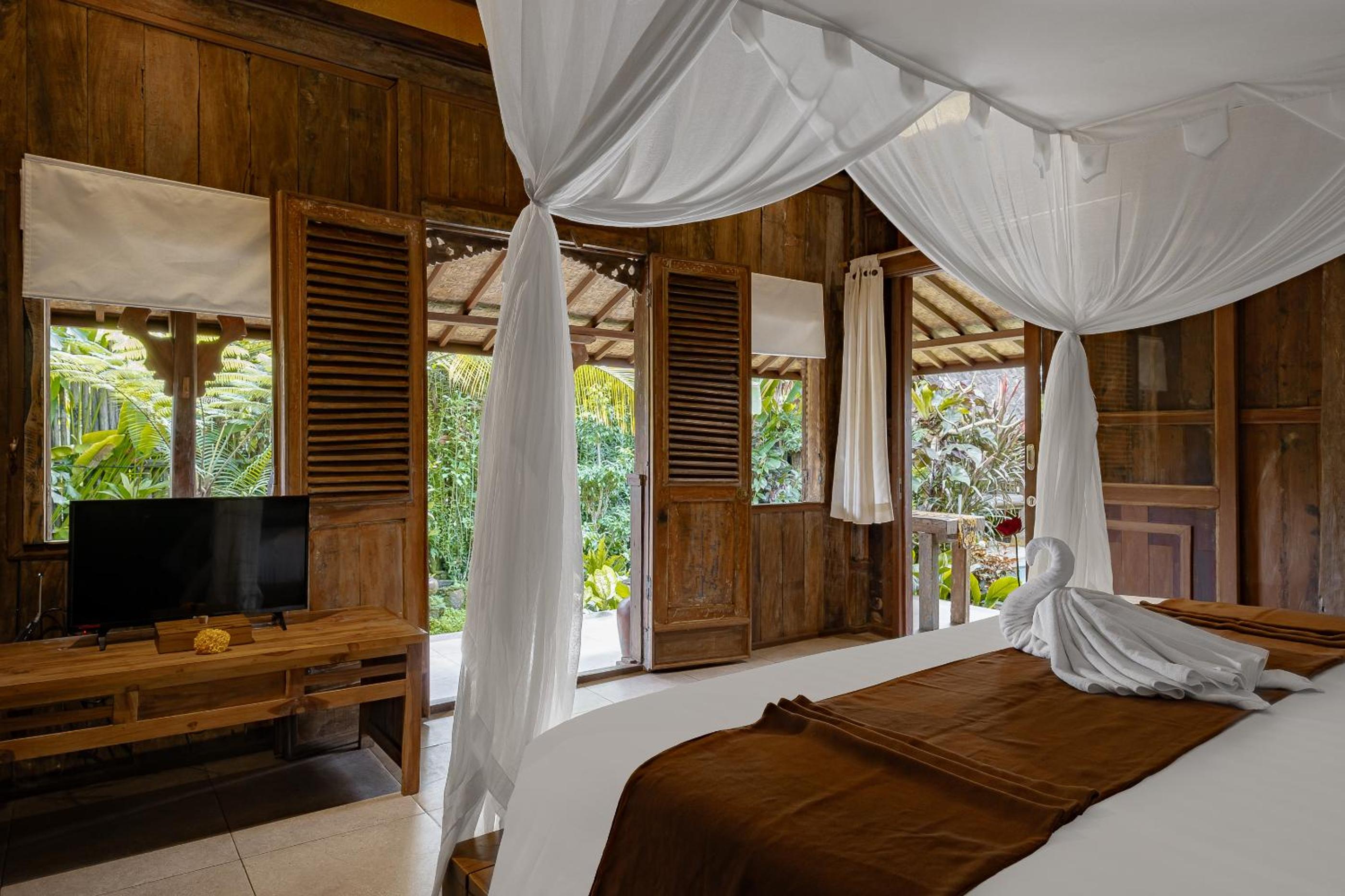 One-Bedroom Pool Villa with Ricefield View - Photo 96