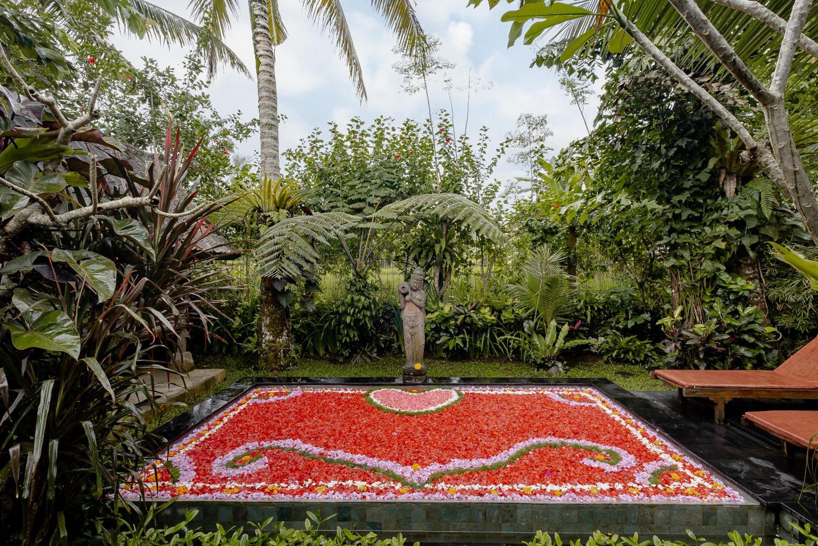 One-Bedroom Pool Villa with Ricefield View - Photo 60