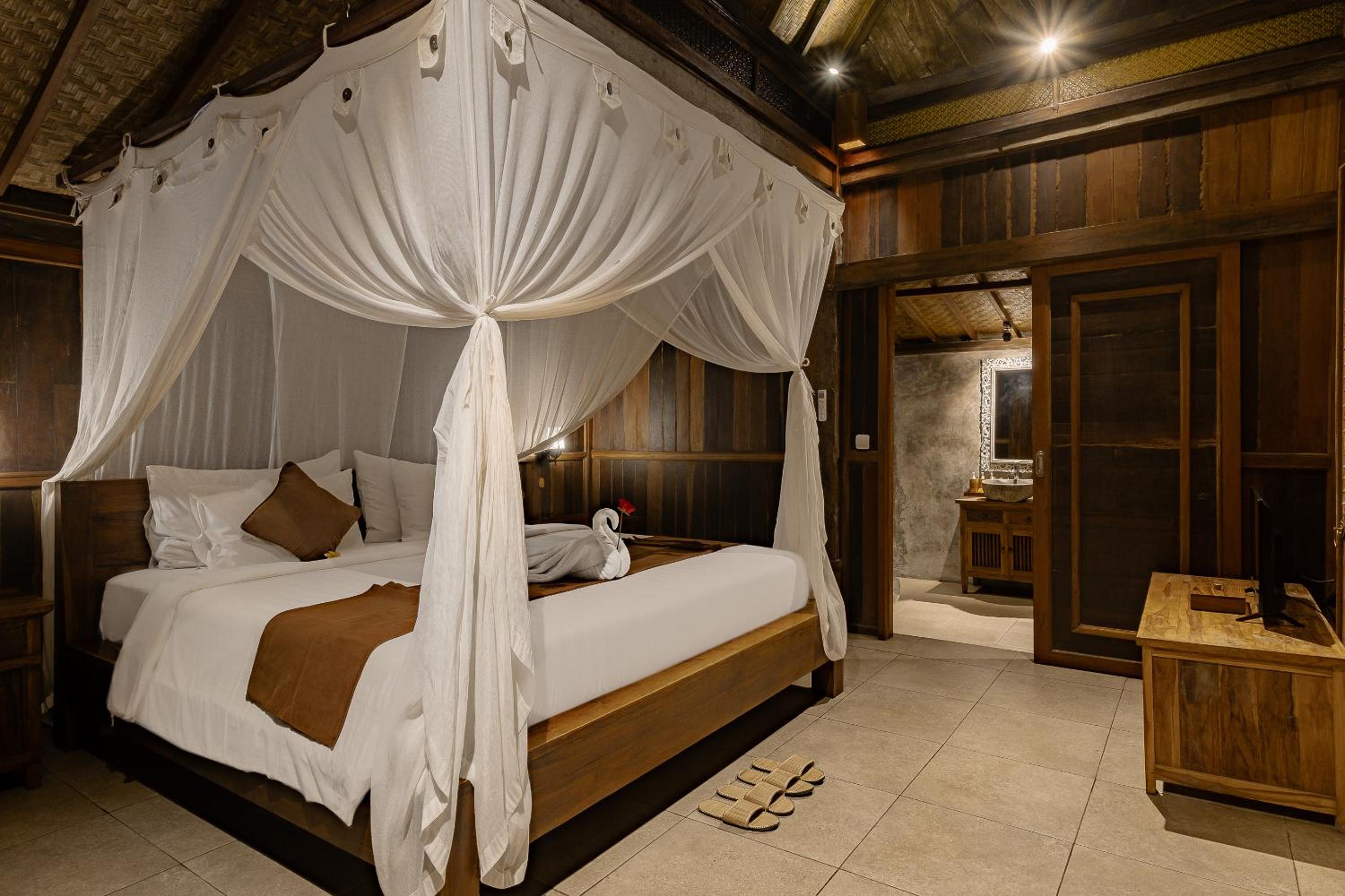 One-Bedroom Pool Villa with Ricefield View - Photo 51