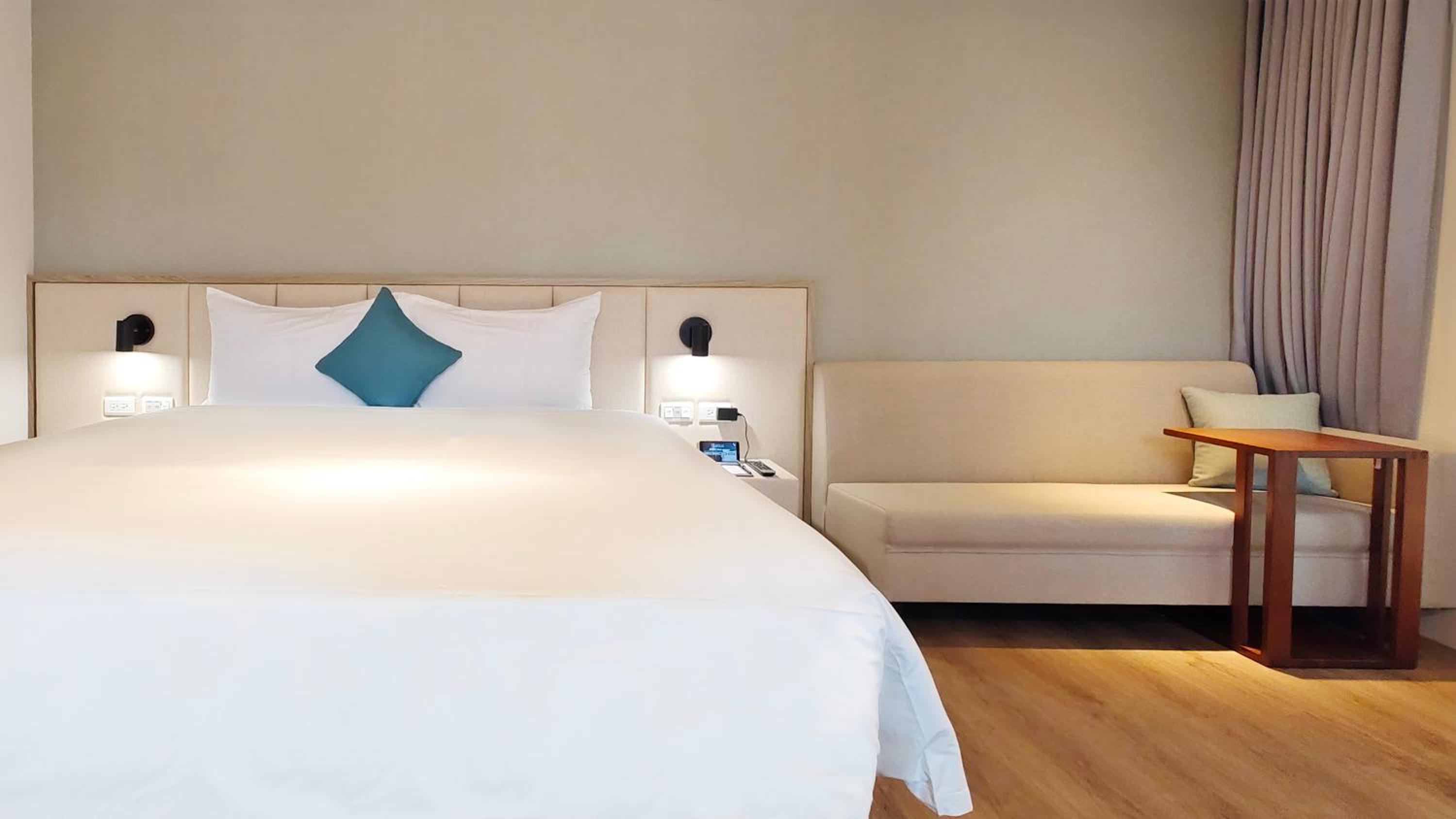 Deluxe Double Room - Photo 4