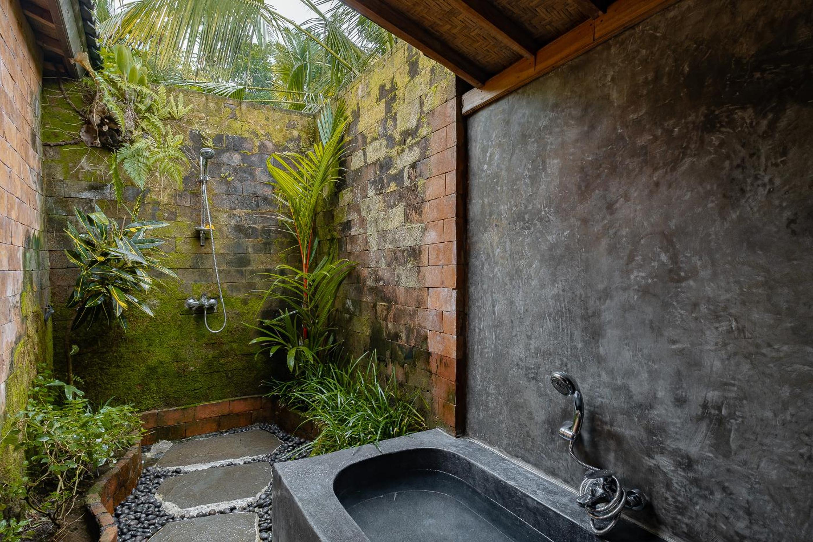 One-Bedroom Pool Villa with Ricefield View - Photo 20