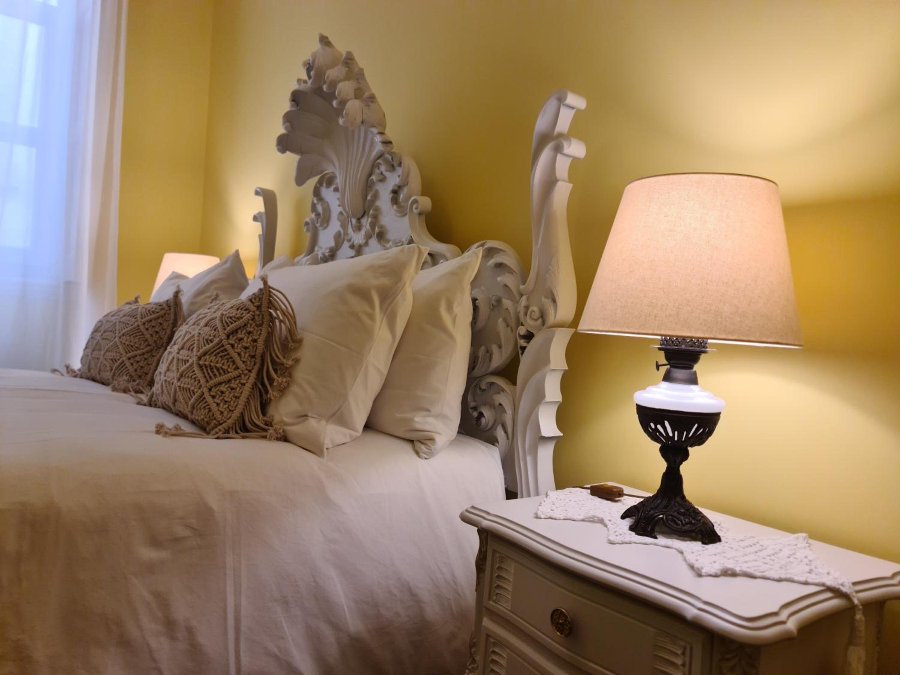 Deluxe Room - Photo 3