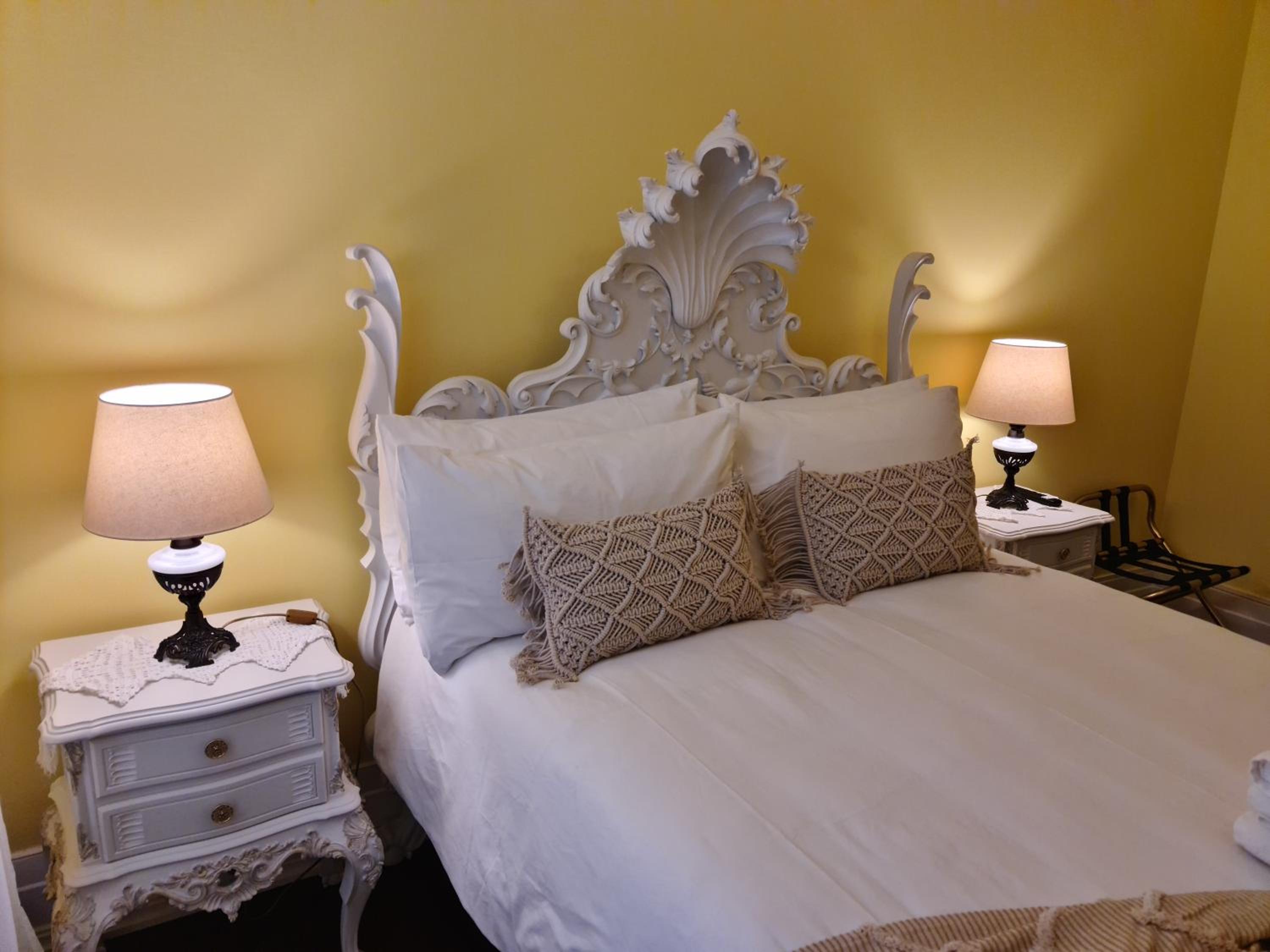 Deluxe Room - Photo 7