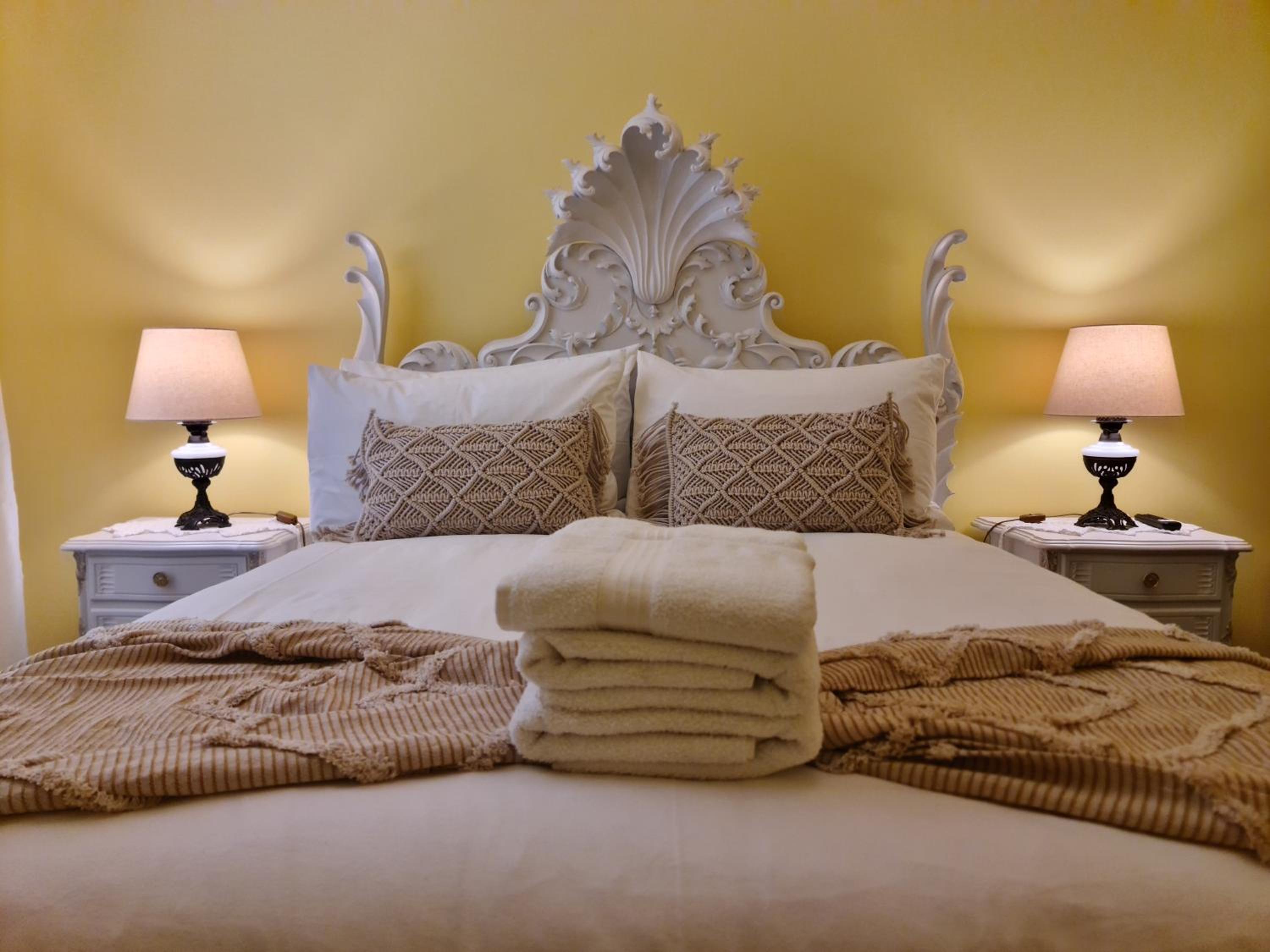 Deluxe Room - Photo 8