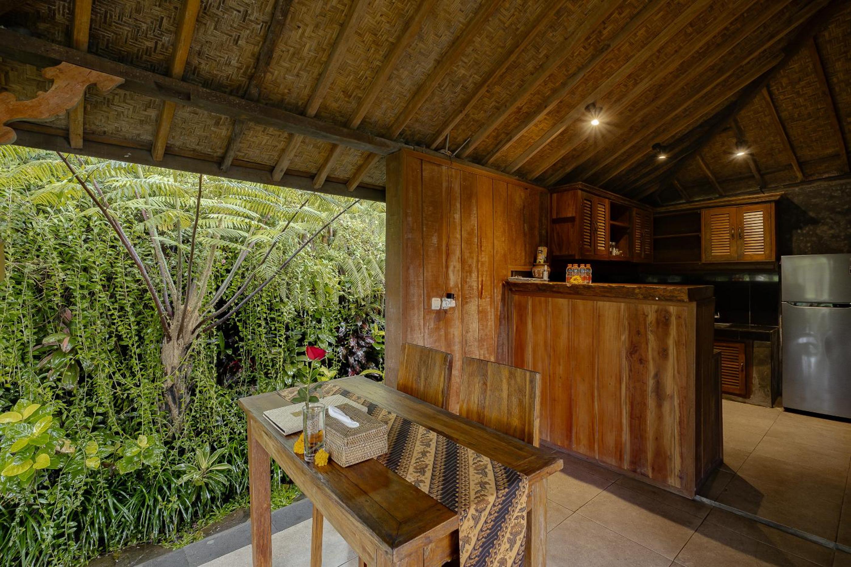 One-Bedroom Pool Villa with Ricefield View - Photo 11