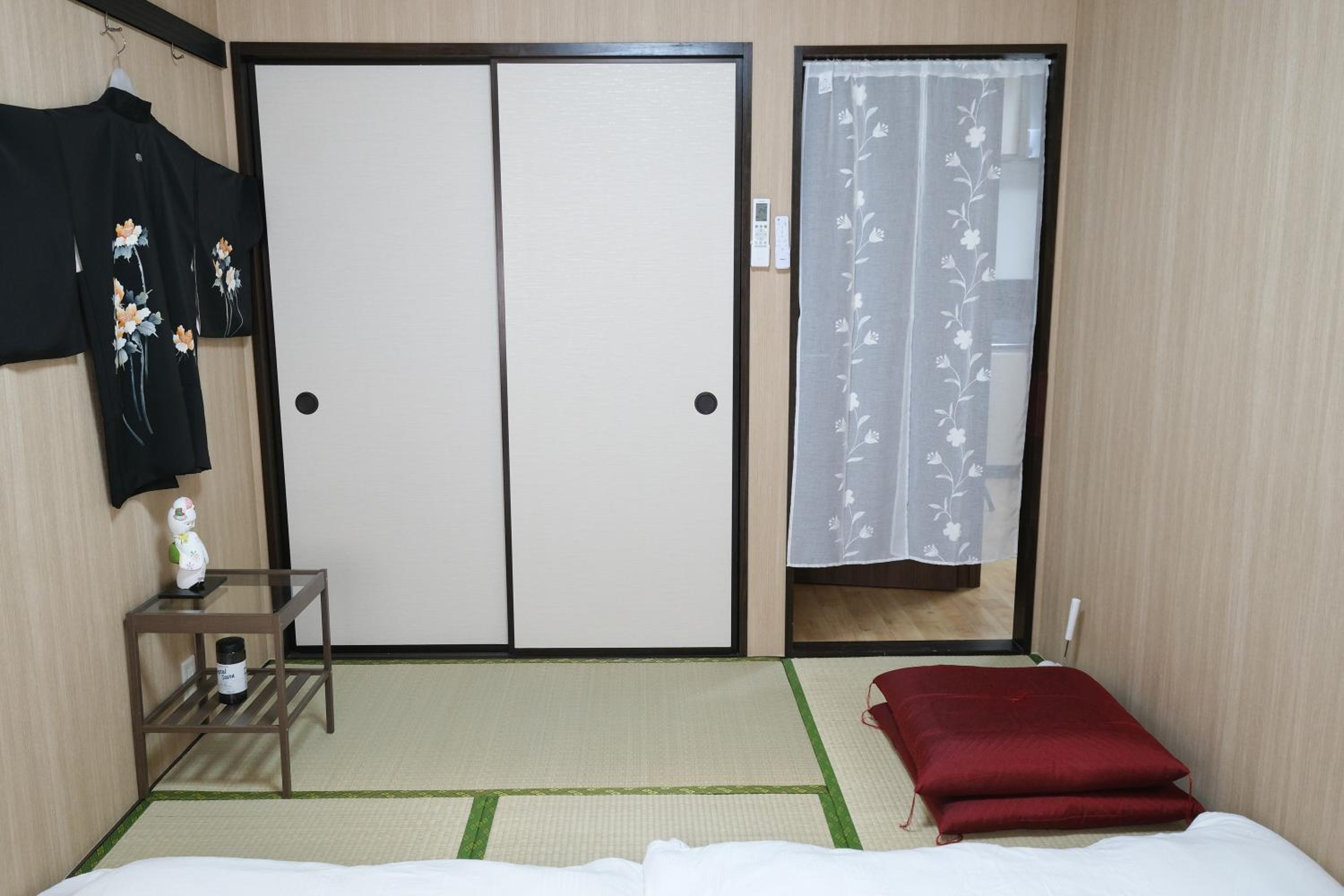 Apartment photo 3