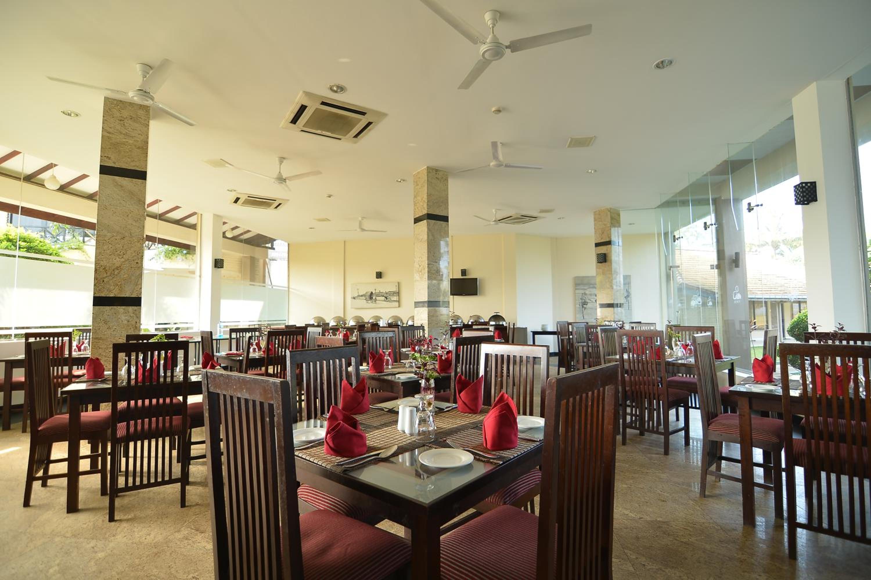 Deluxe Triple Room with Sea View photo 3