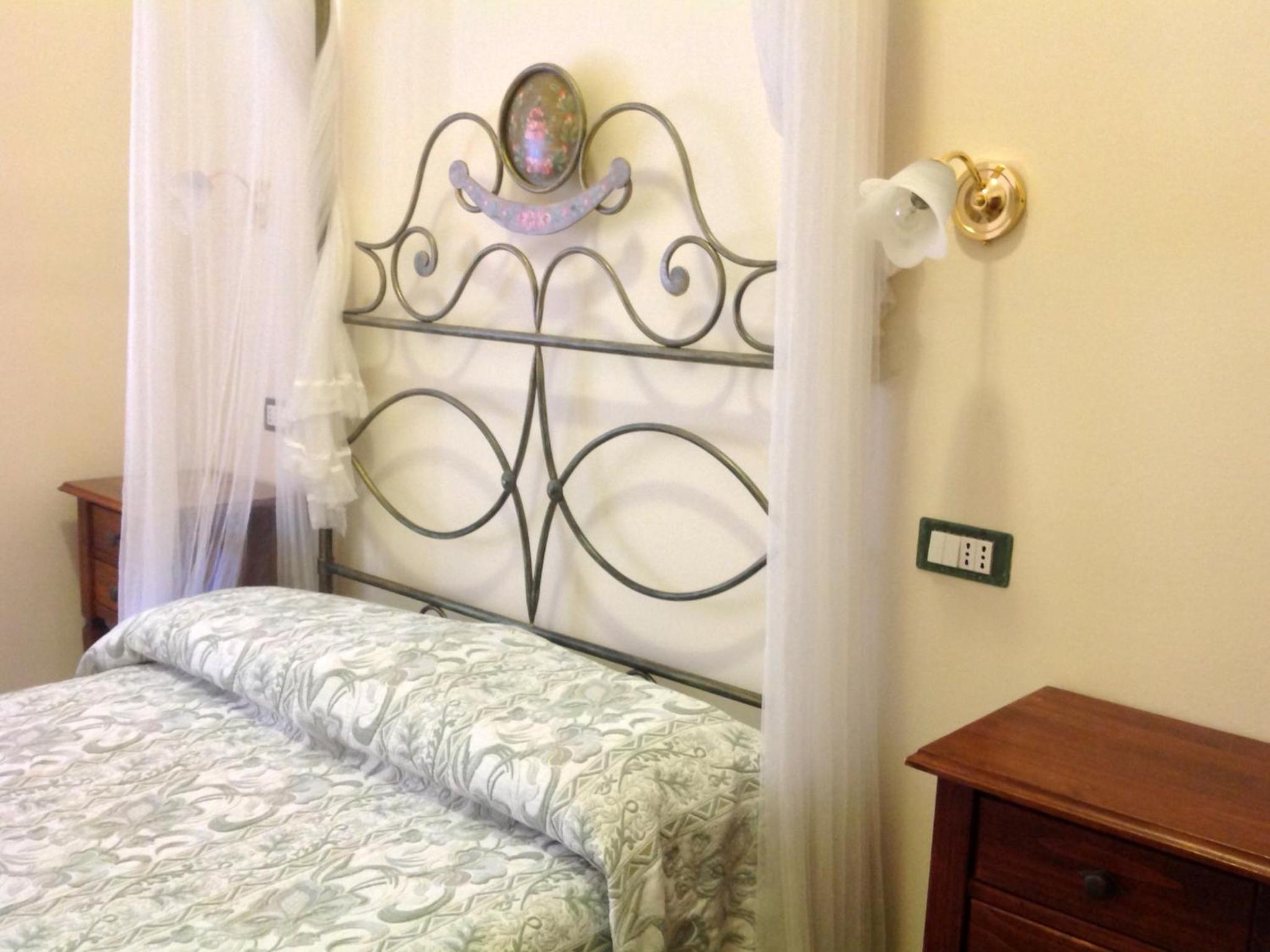 Single Room with Bathroom photo 1