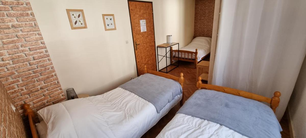 Triple Room - Photo 1