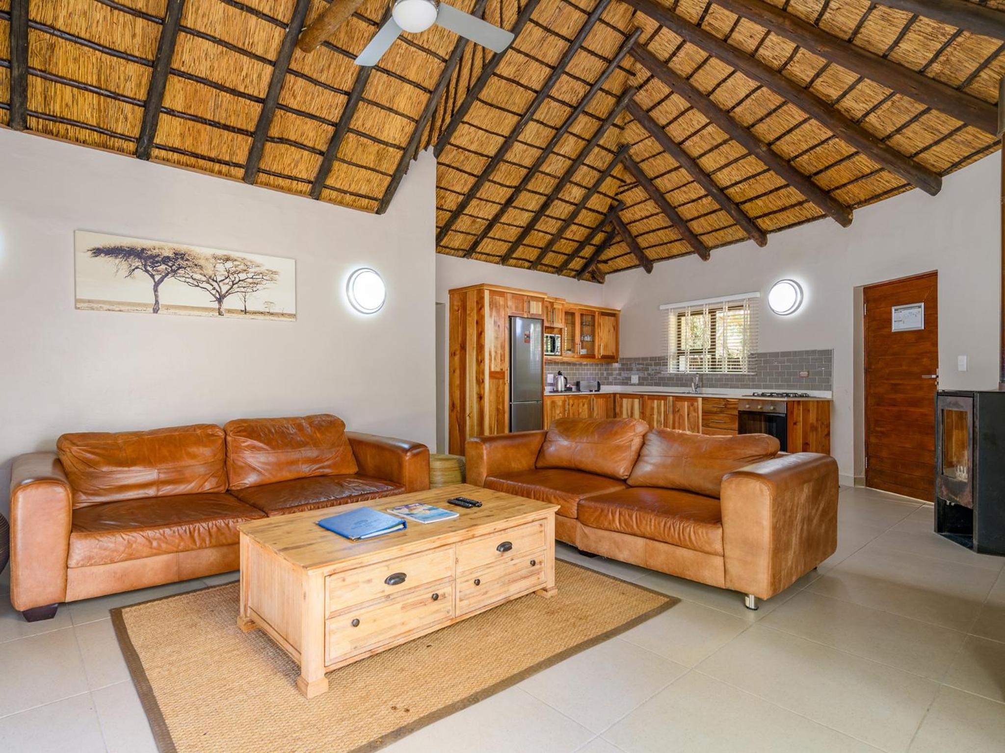Three Bedroom Luxury Chalet with Splash Pool