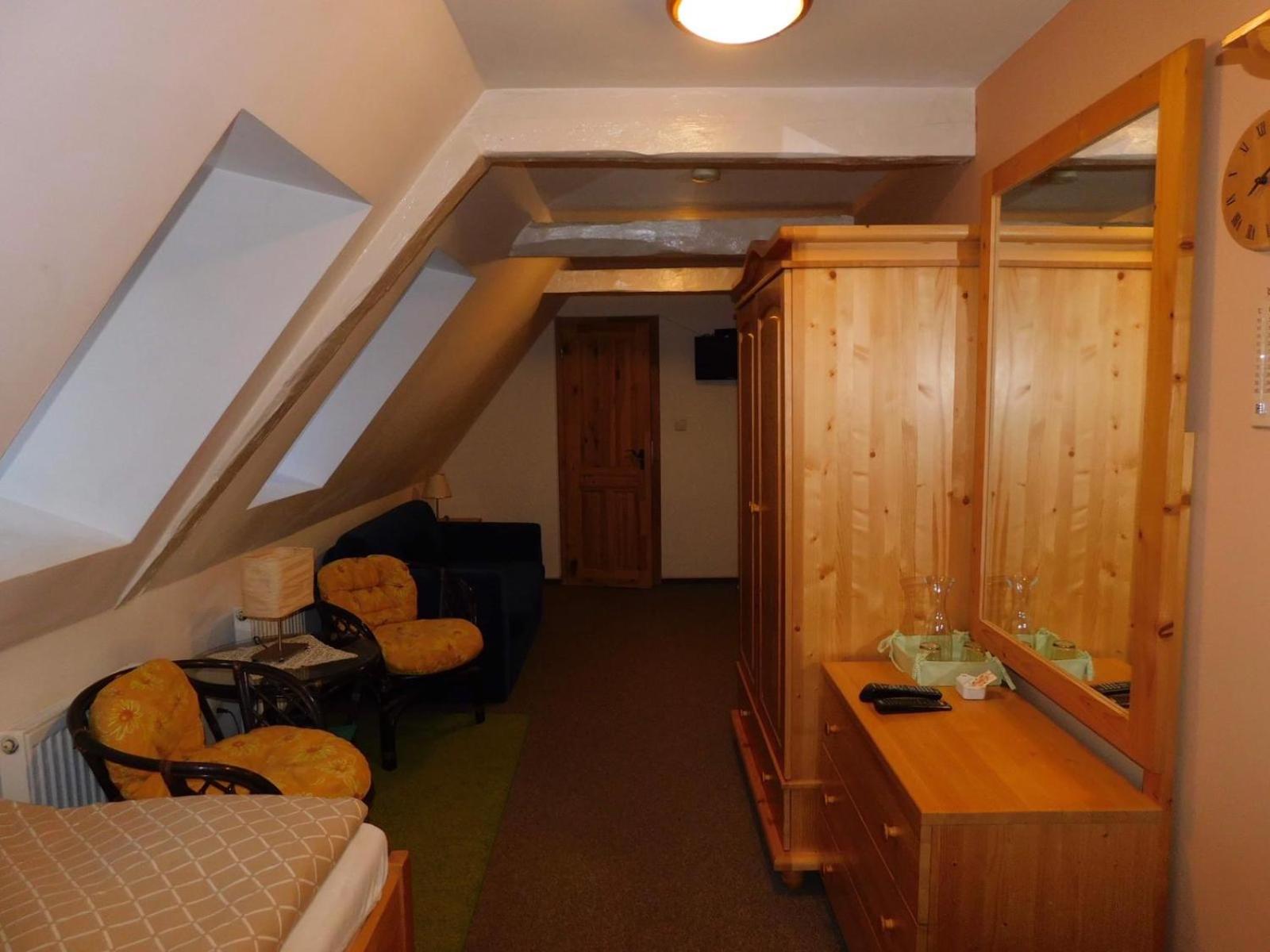 Single Room photo 3