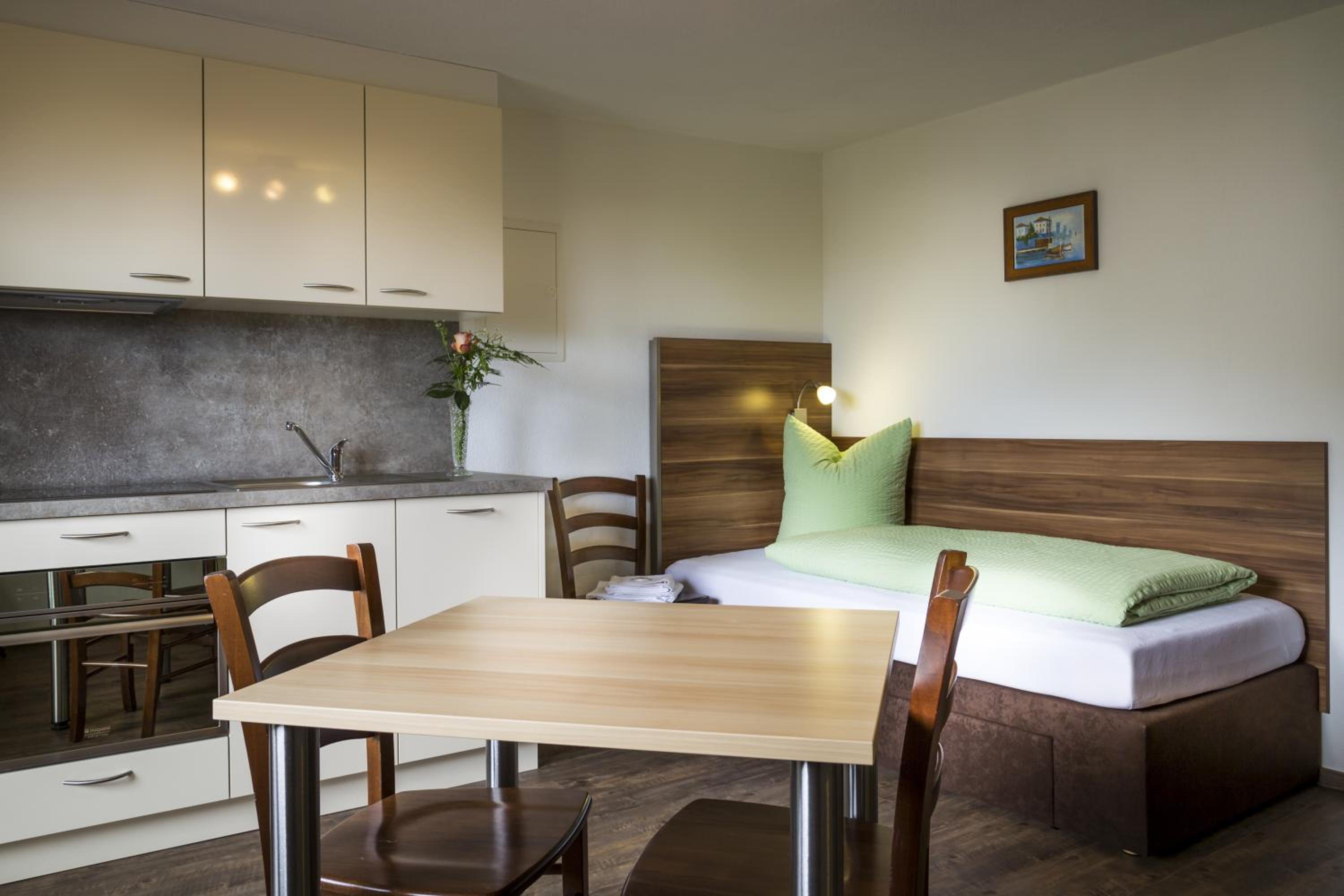 One-Bedroom Apartment With Balcony photo 1
