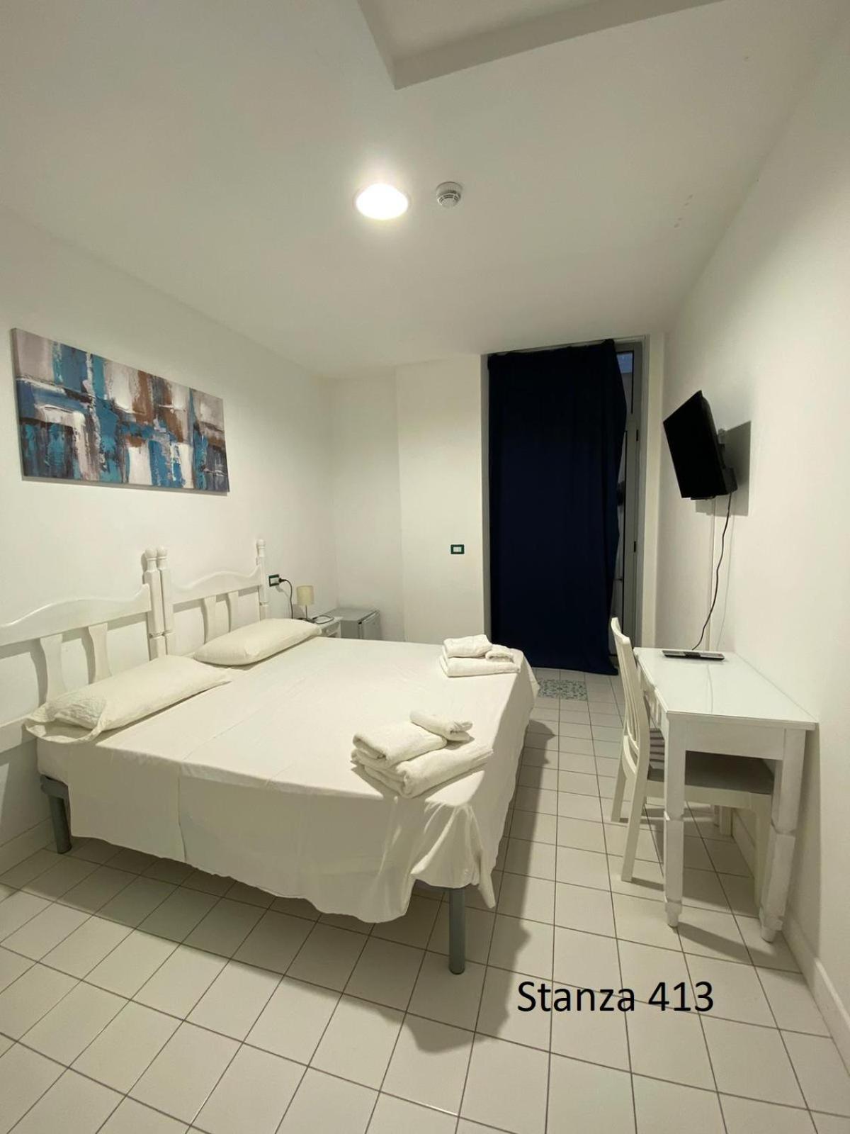 Economy Double Room photo 1