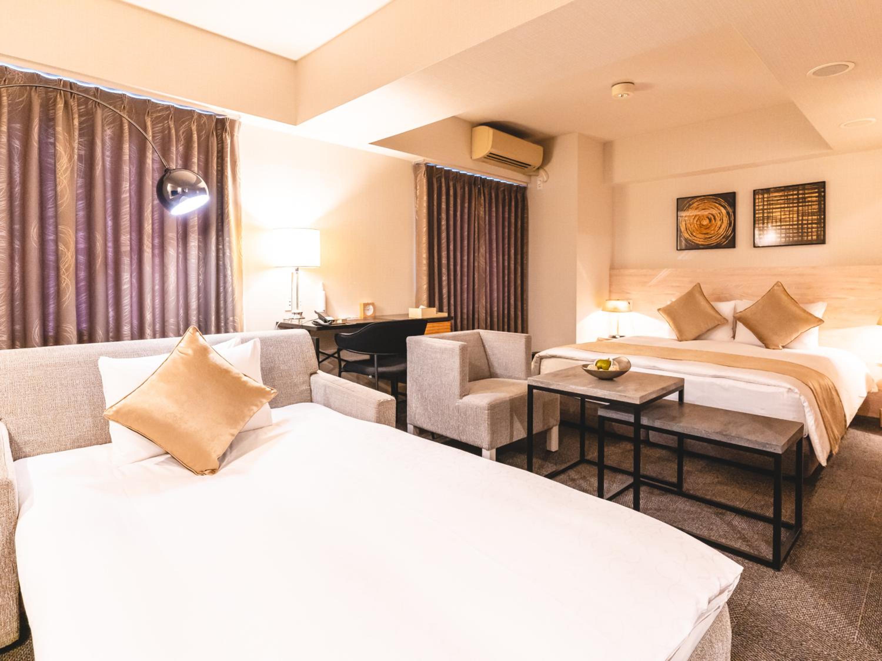 Luxury Double Room with Sofa bed photo 3