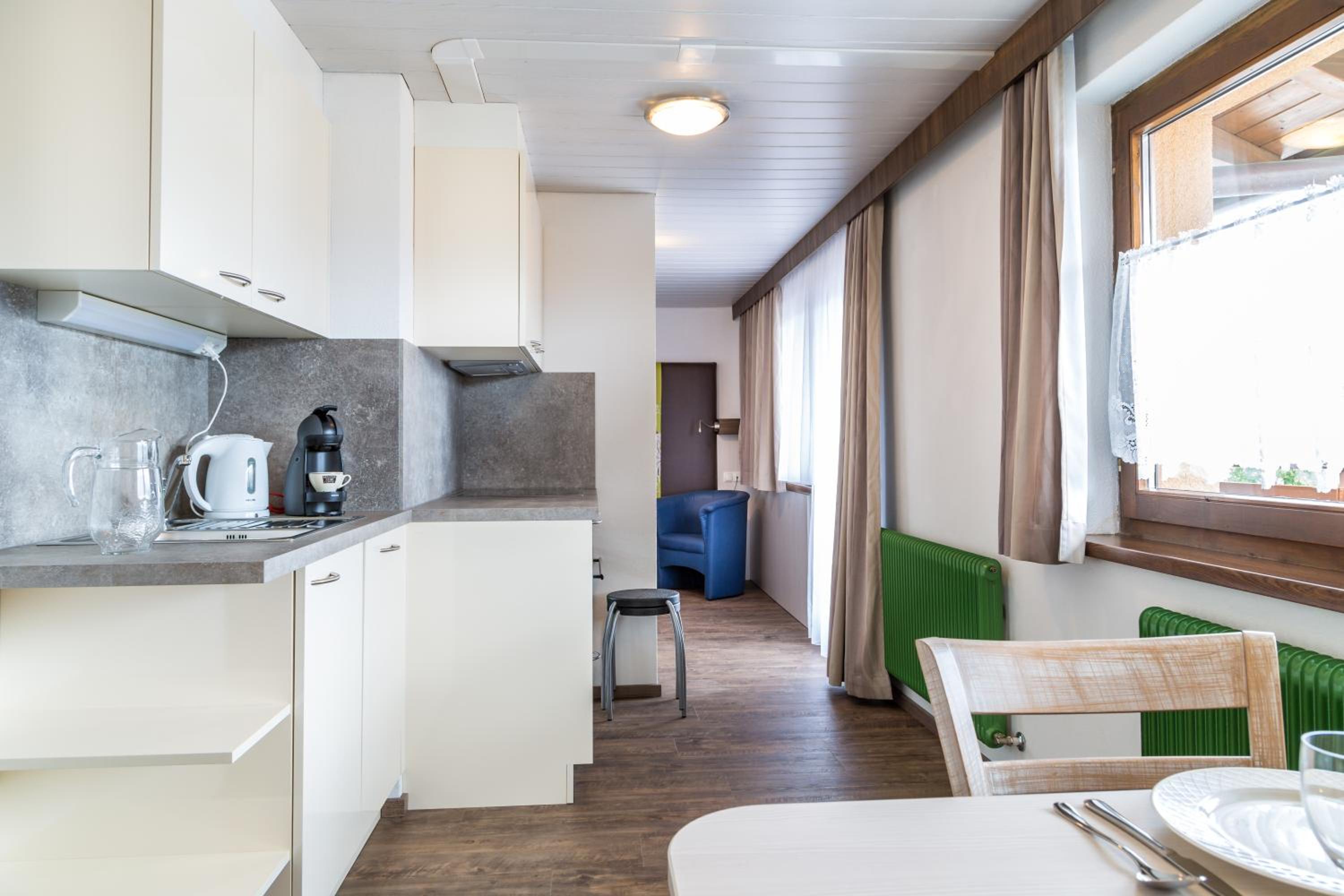Two-Bedroom Apartment With Balcony photo 3