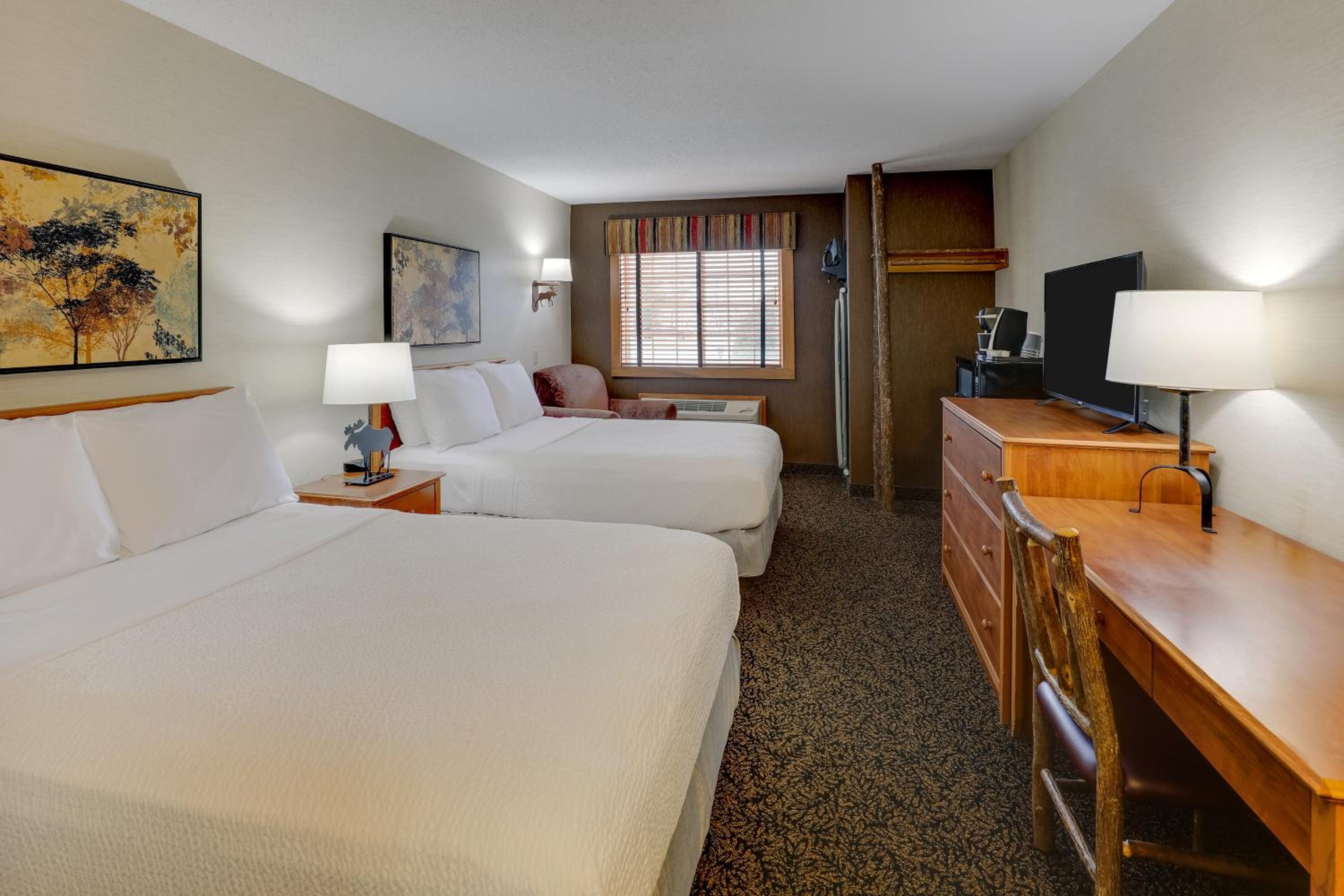 Standard Double Room with Two Double Beds photo 1
