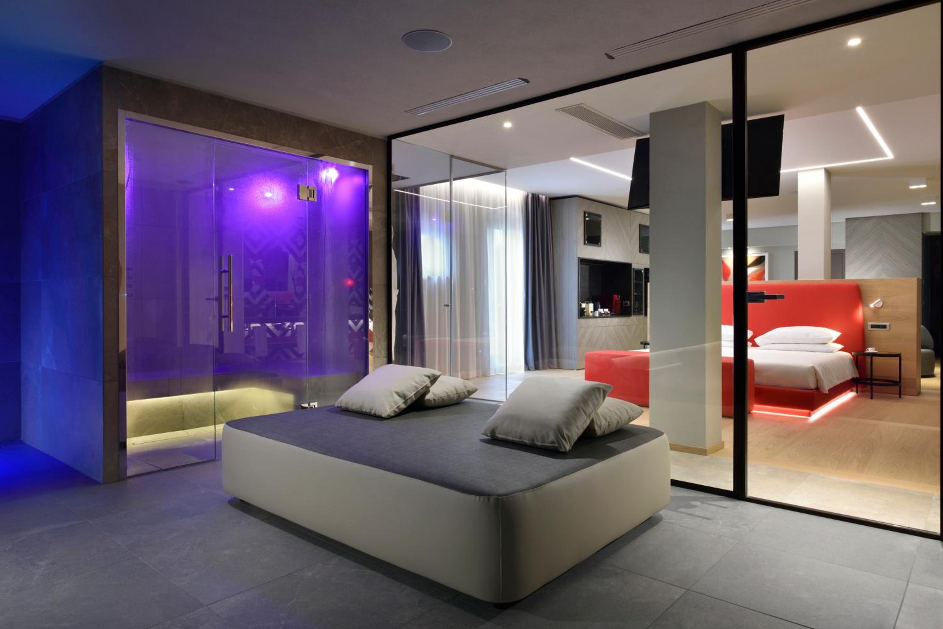 Suite with Private SPA photo 2