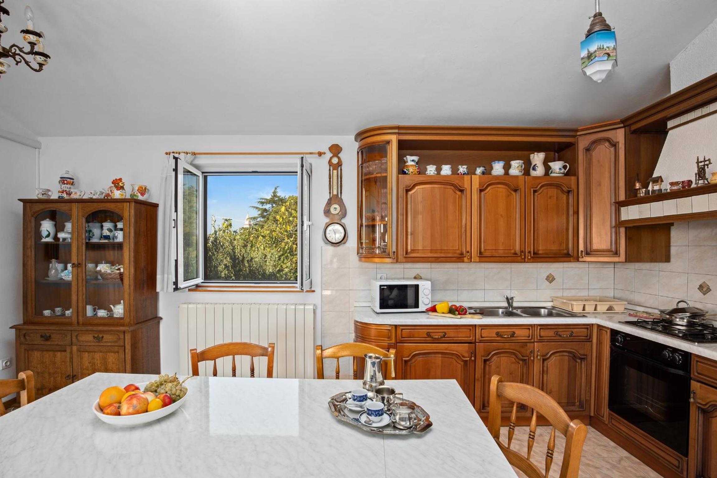 Apartment with Sea View photo 2