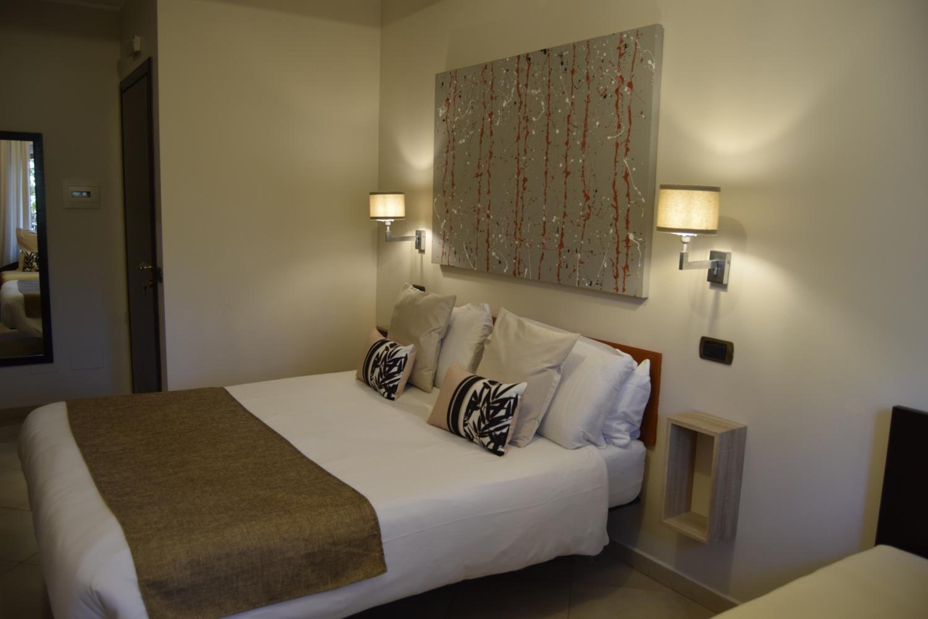 Superior Triple Room photo 3