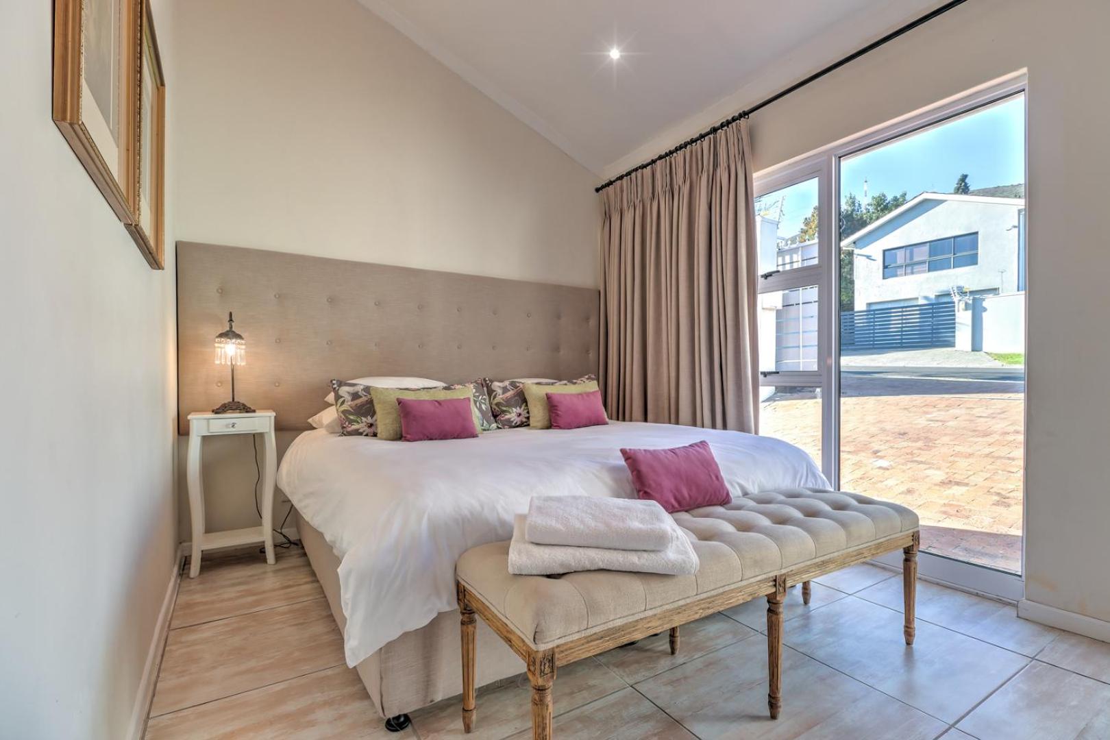 King Room Comfort - Photo 1