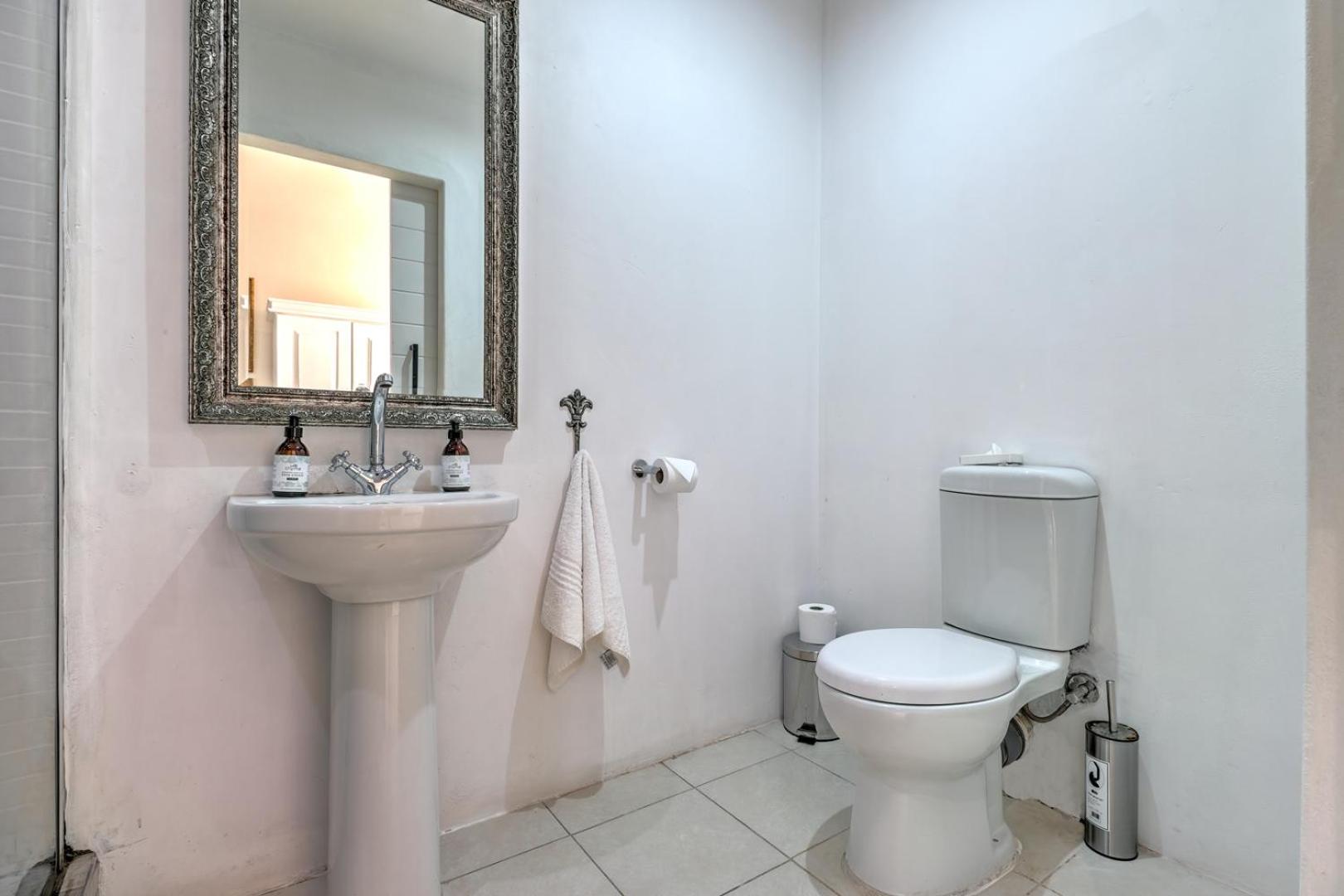 King Room Comfort - Photo 3