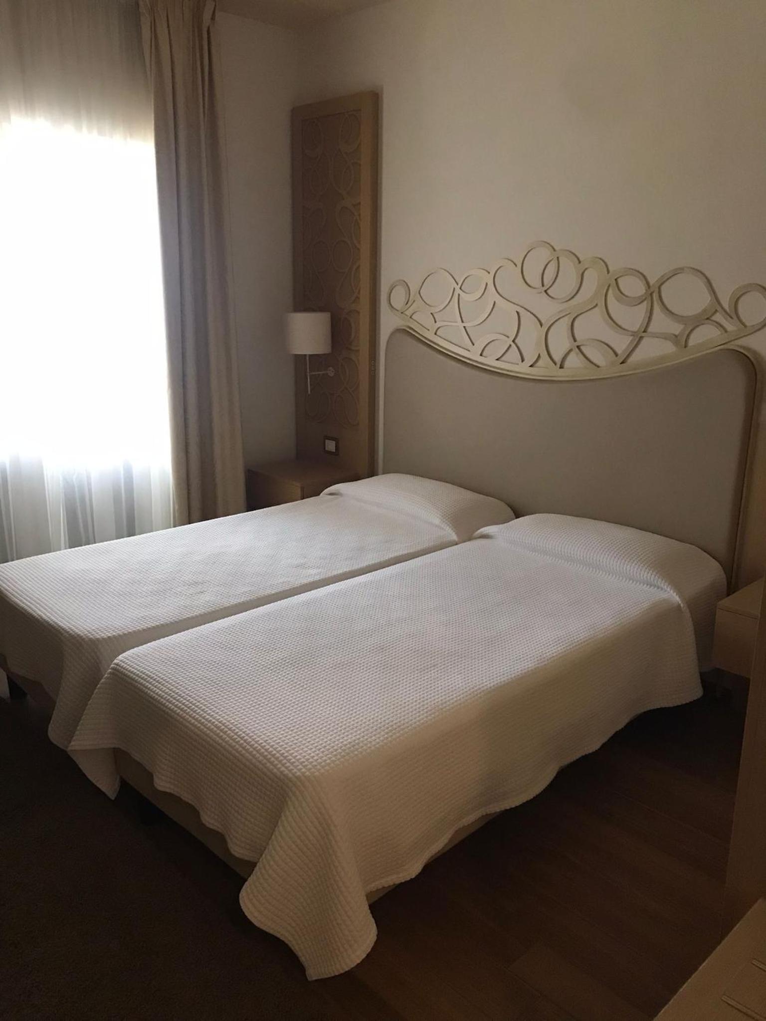 Large Single Room