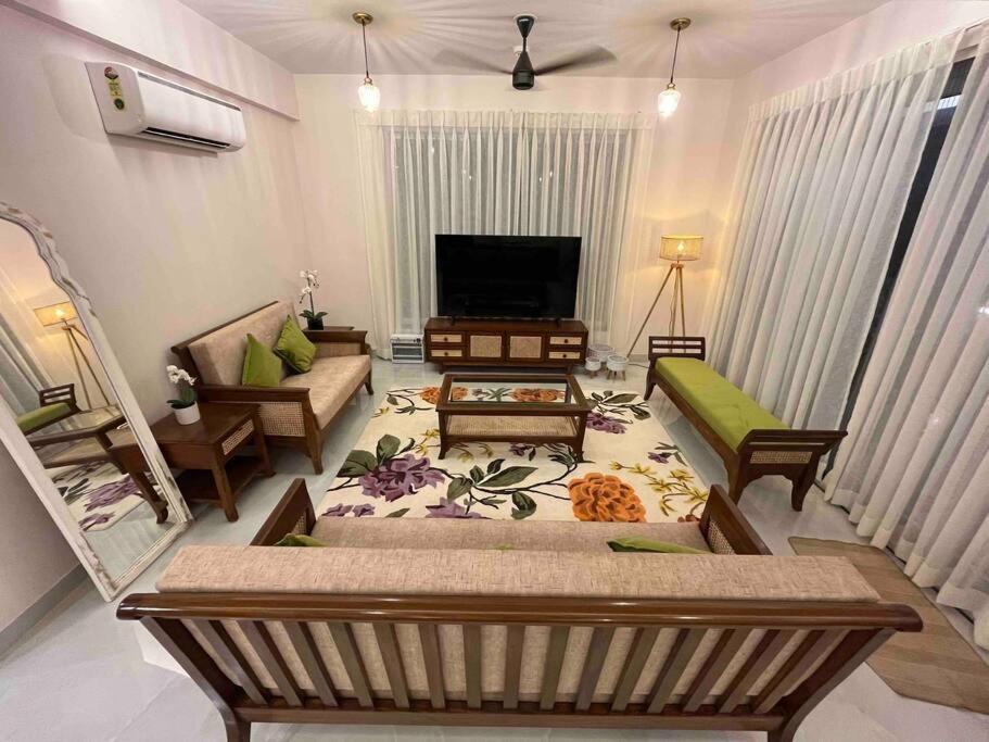 Three-Bedroom Villa photo 1