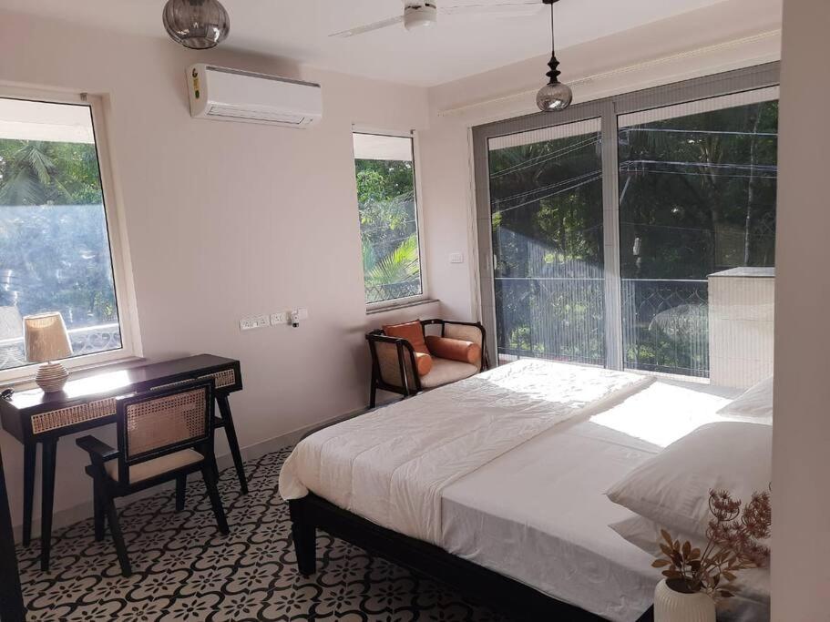 Three-Bedroom Villa photo 2
