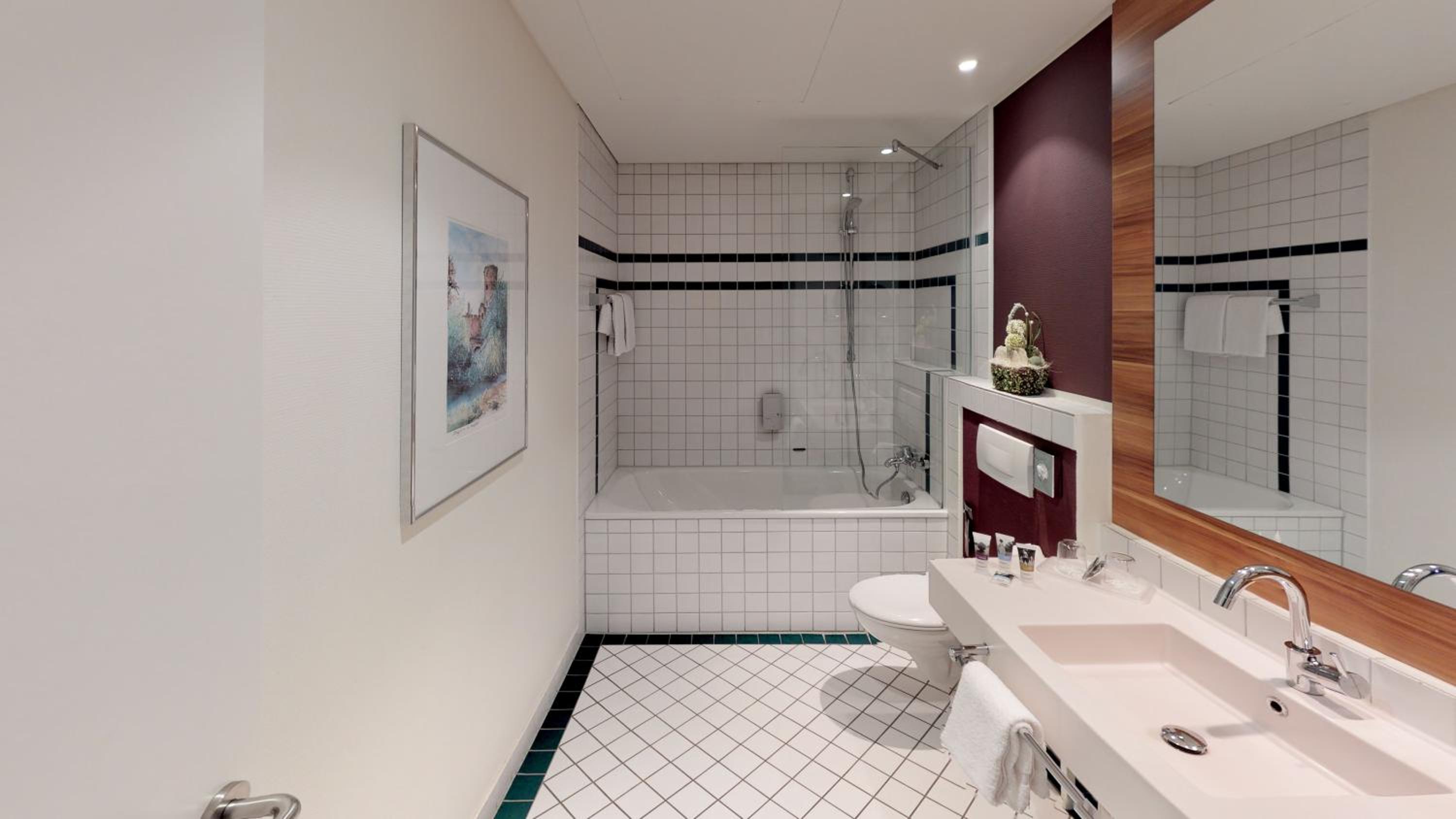 Standard Double Room - Photo 9