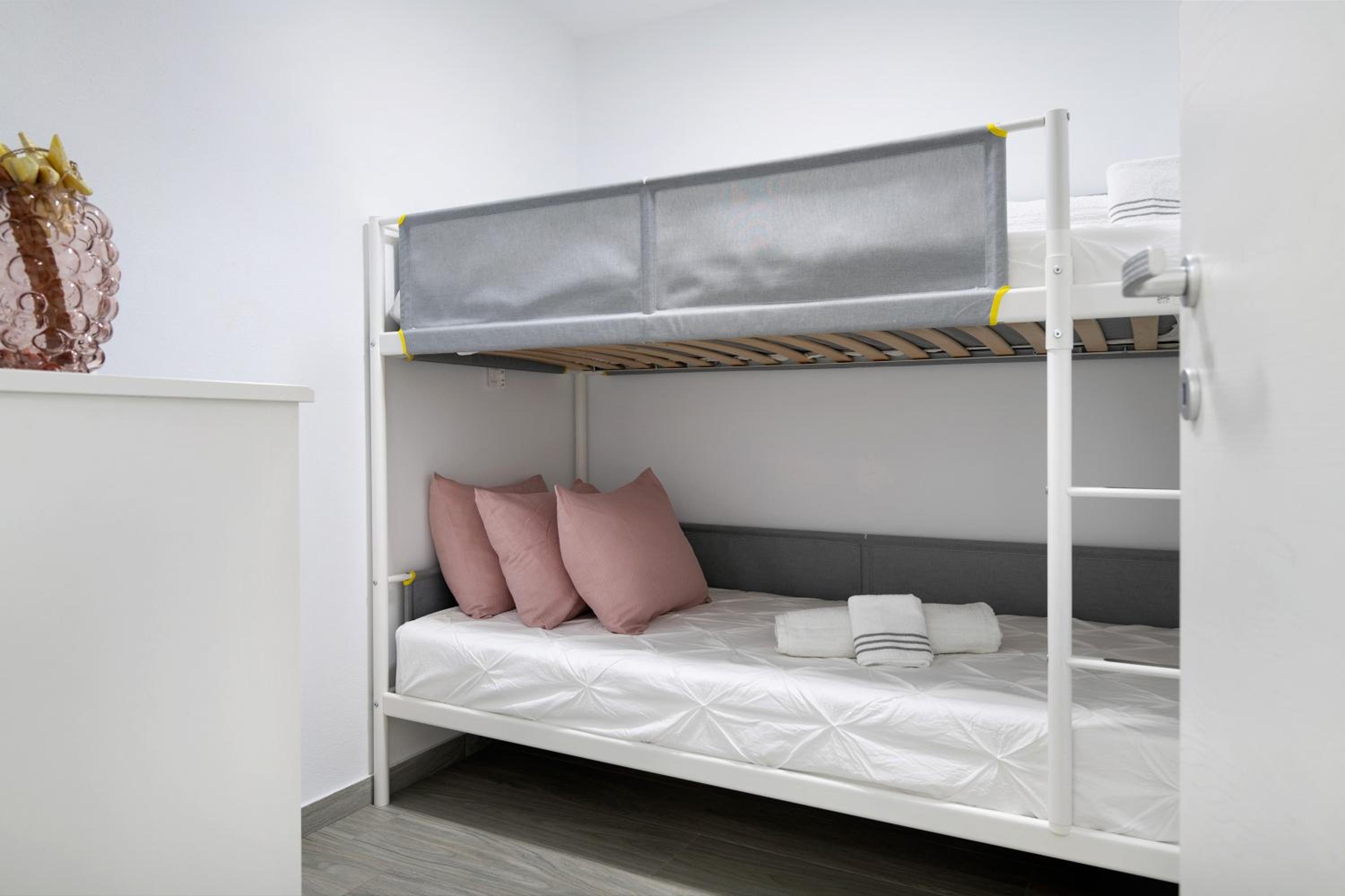 Two-Bedroom House photo 2