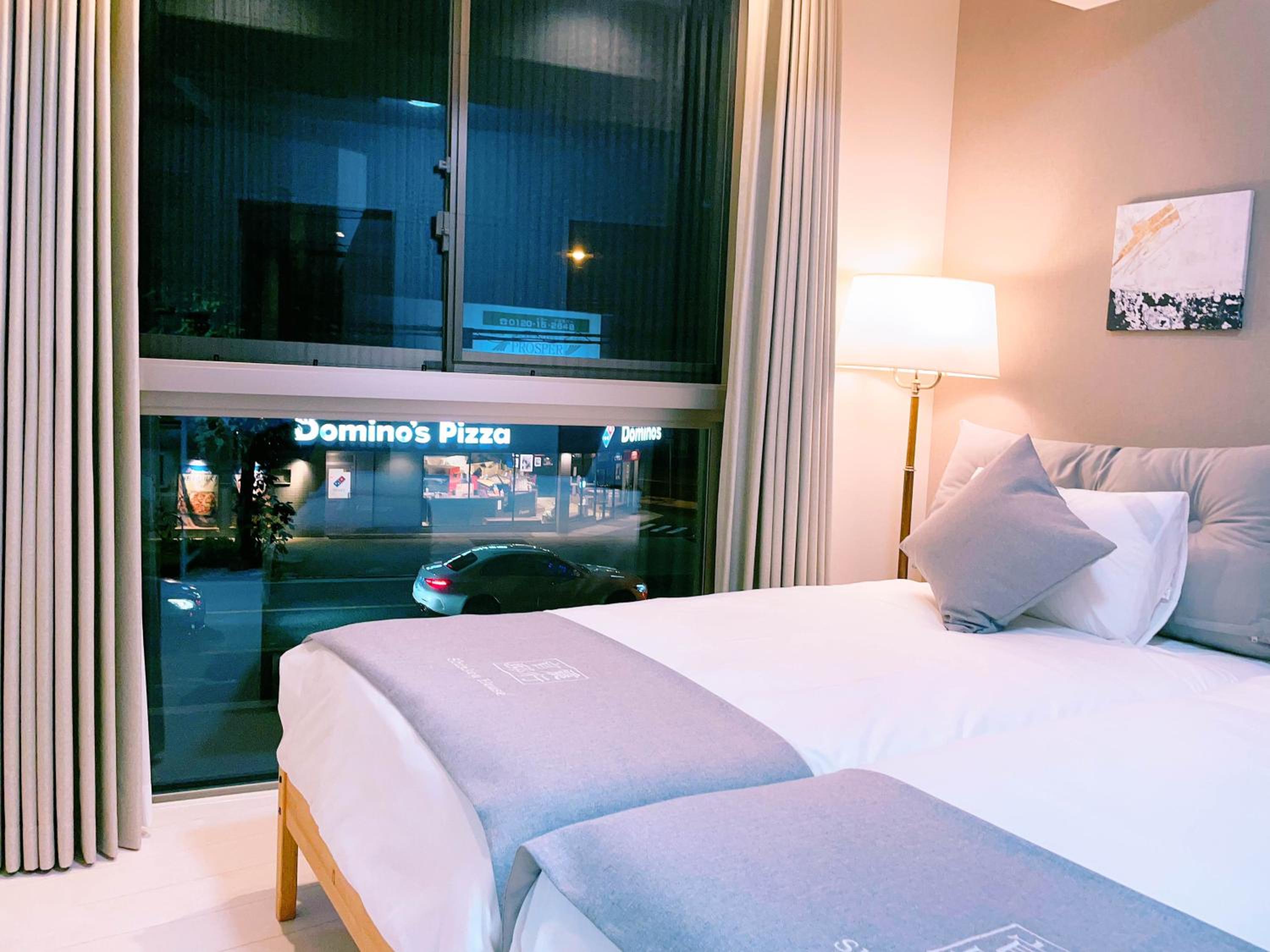 Large Double or Twin Room