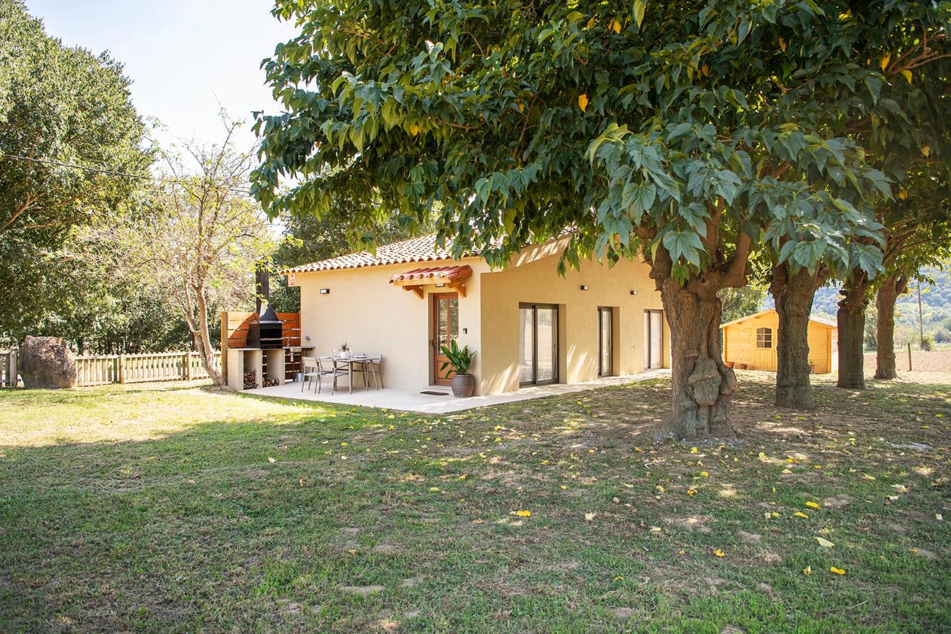Two-Bedroom House photo 3
