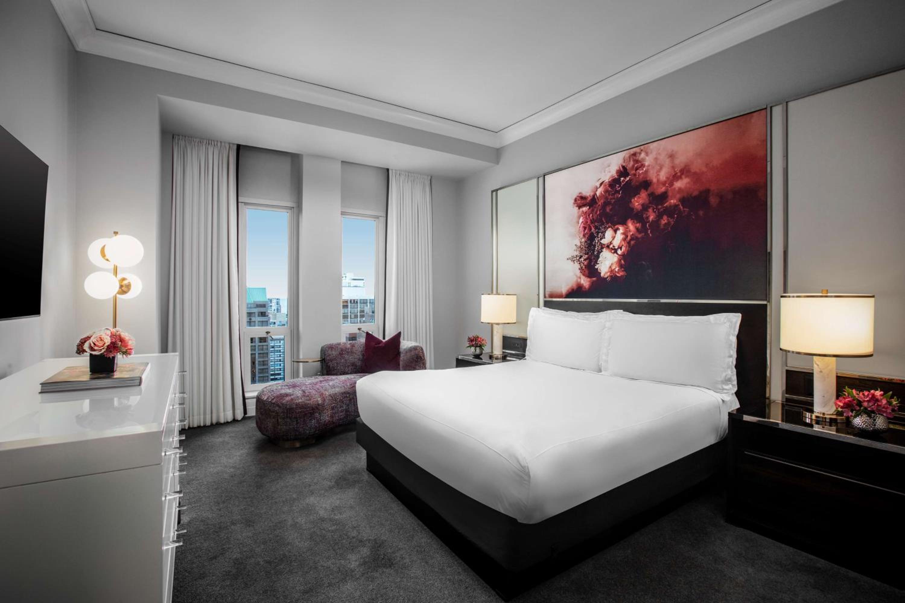 One-Bedroom Suite with Fireplace and Terrace - Photo 7