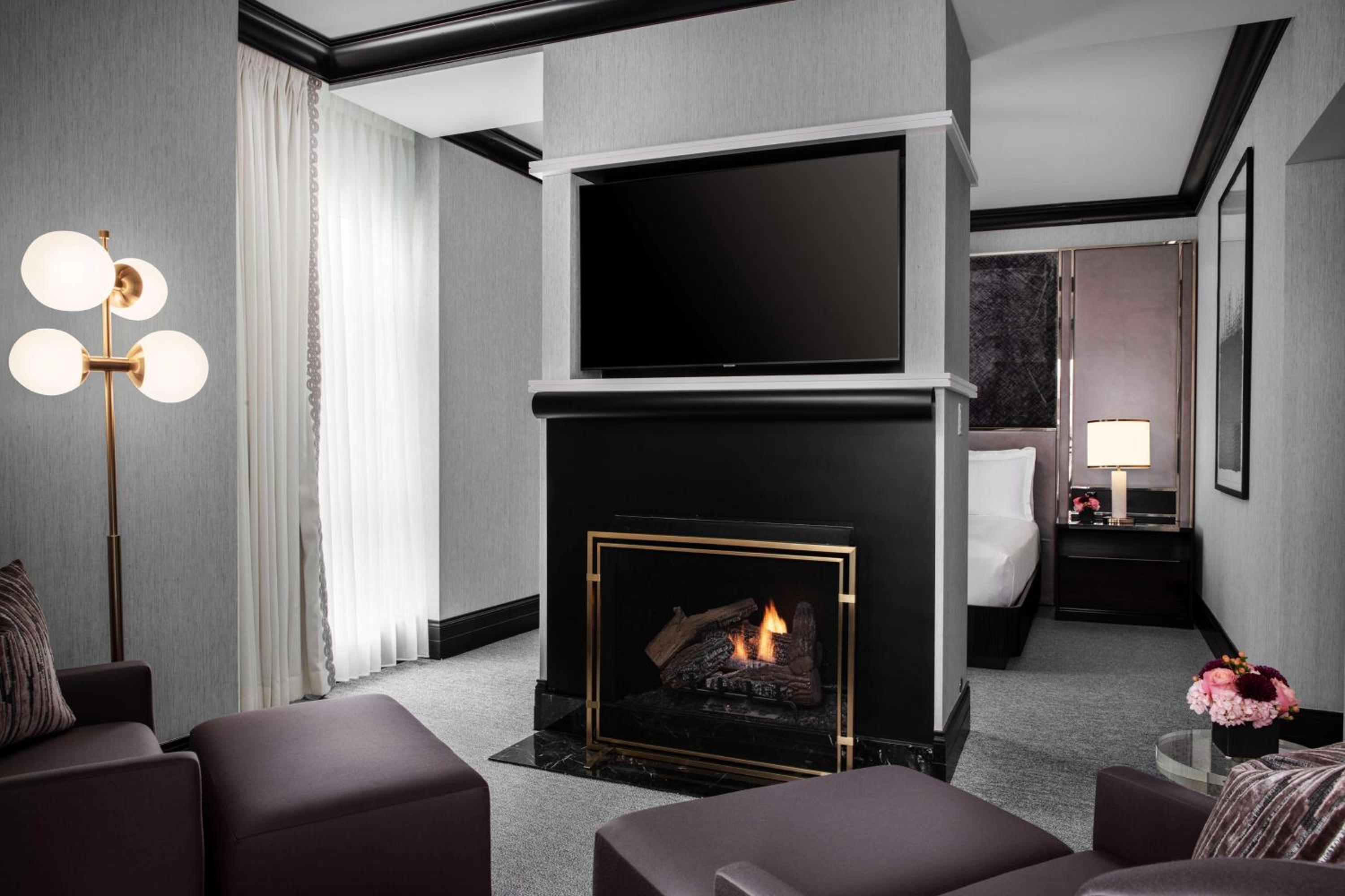 Two-Bedroom King Suite with Two Fireplaces