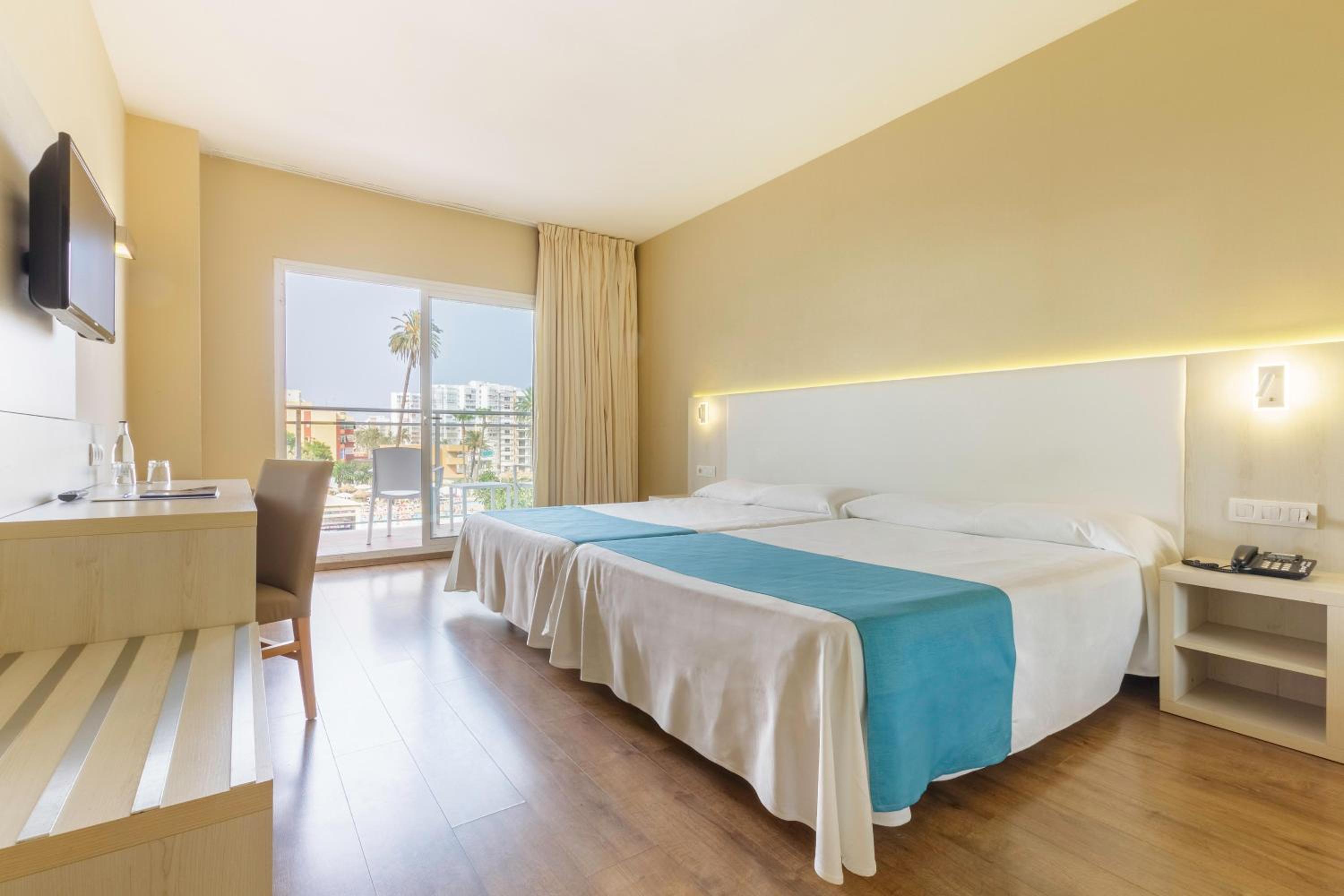 Premium Double Room (2 Adults) - Photo 1