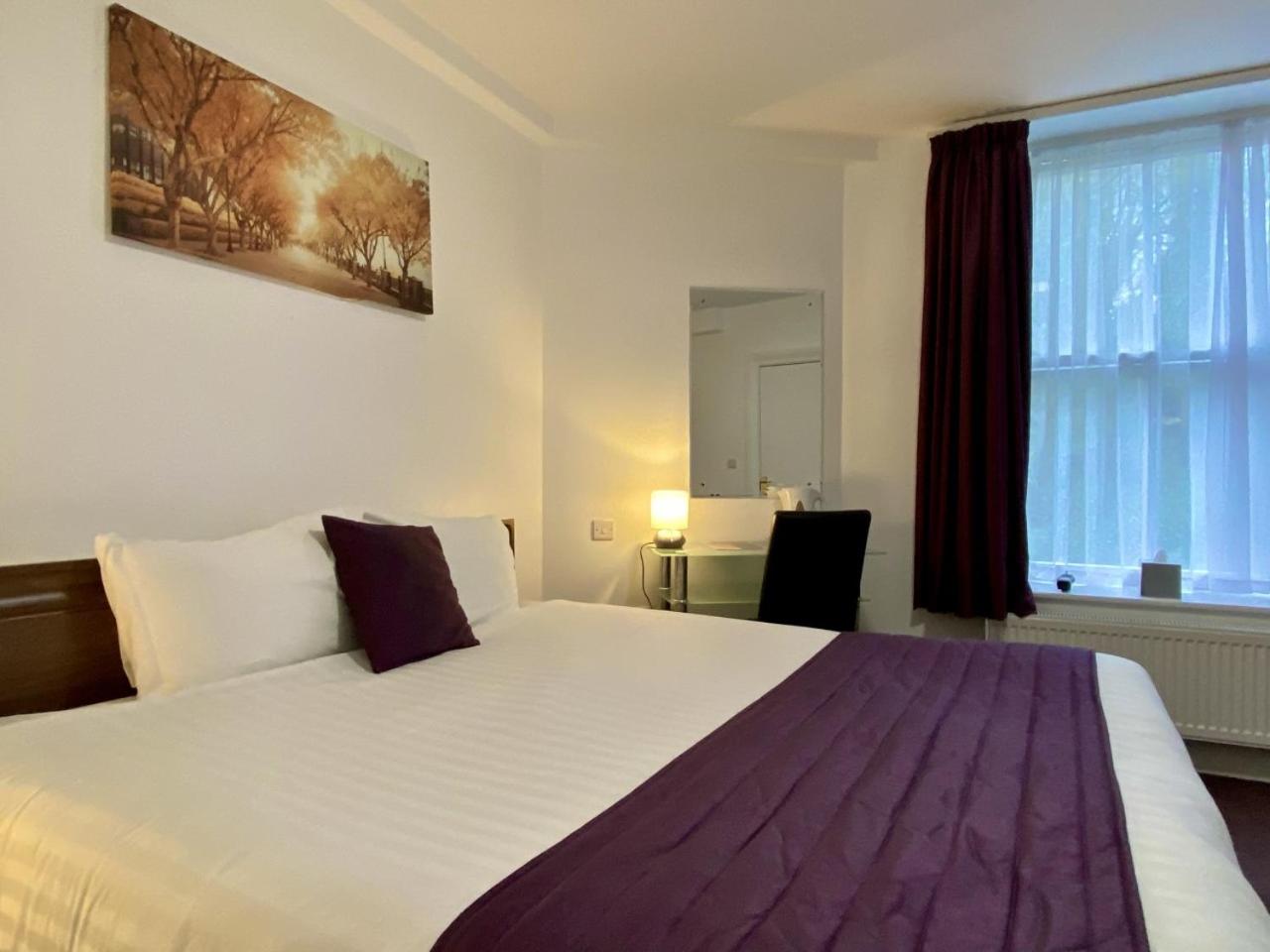 Standard Double Room - Photo 1