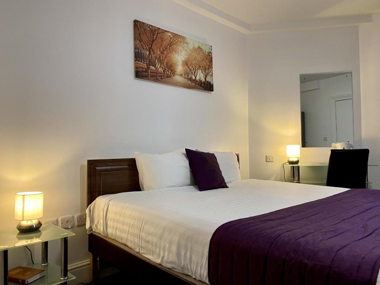 Standard Double Room - Photo 5
