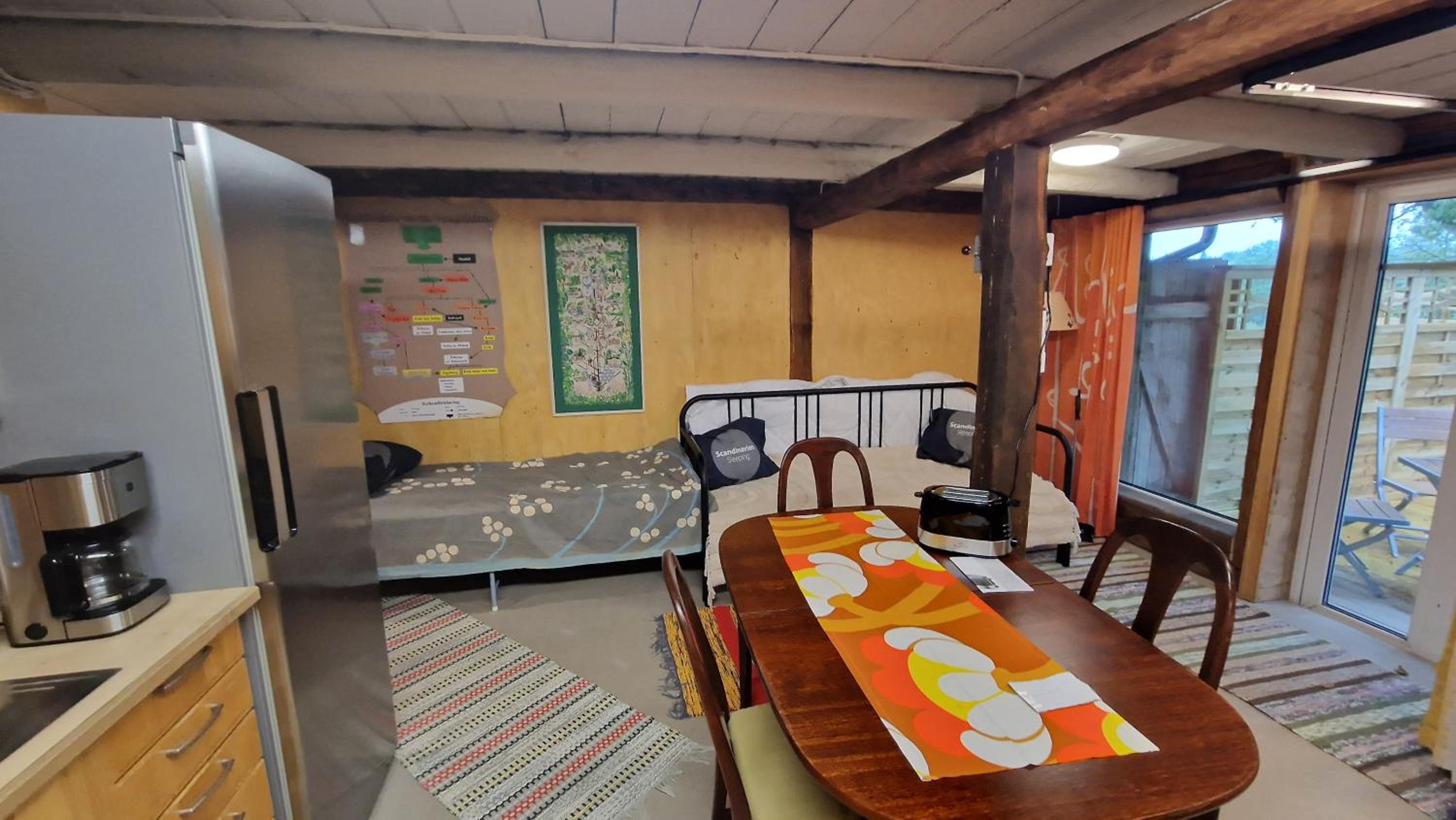 Family Room - Disability Access - Photo 3