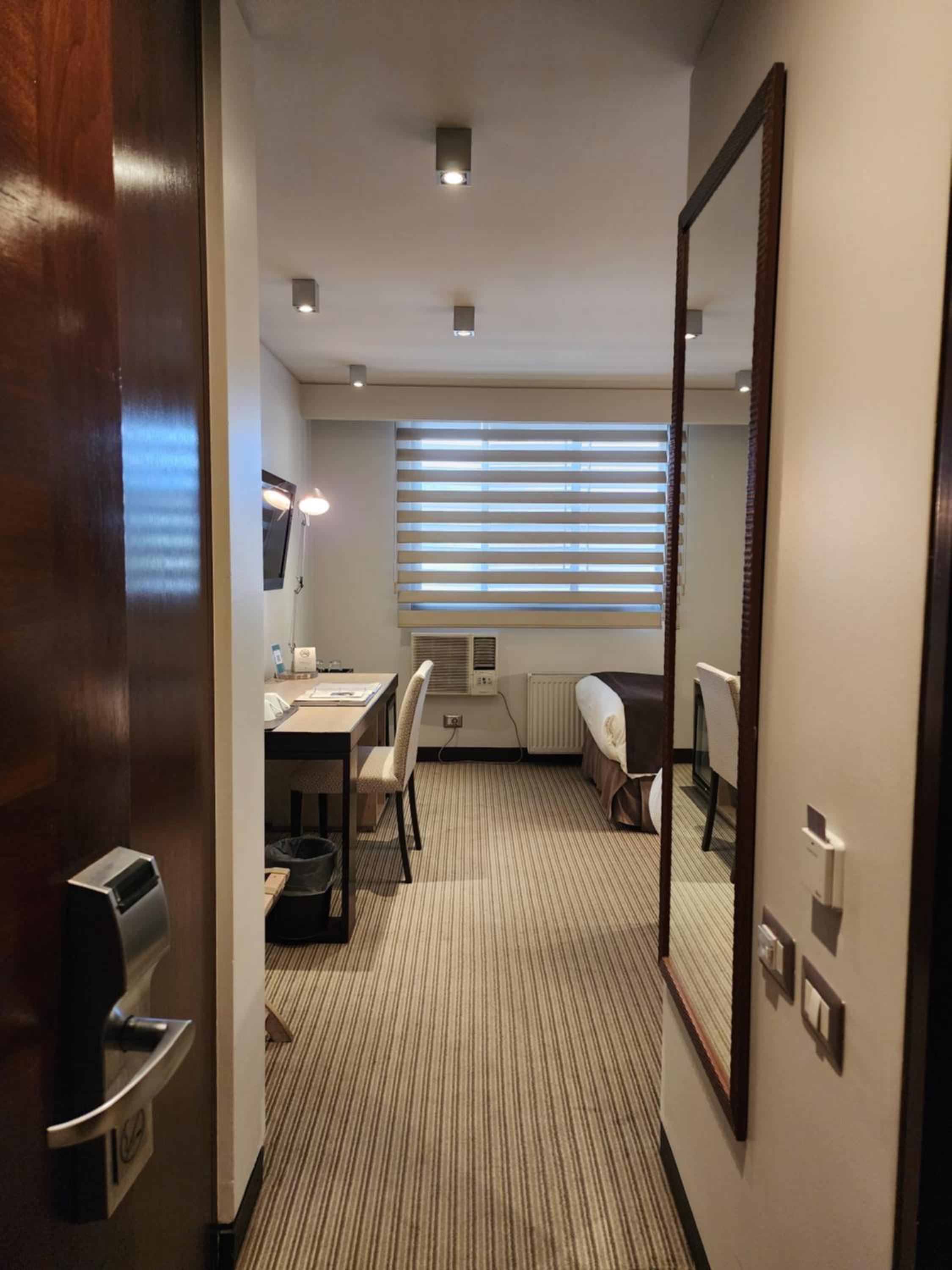 Twin Room with City View photo 3