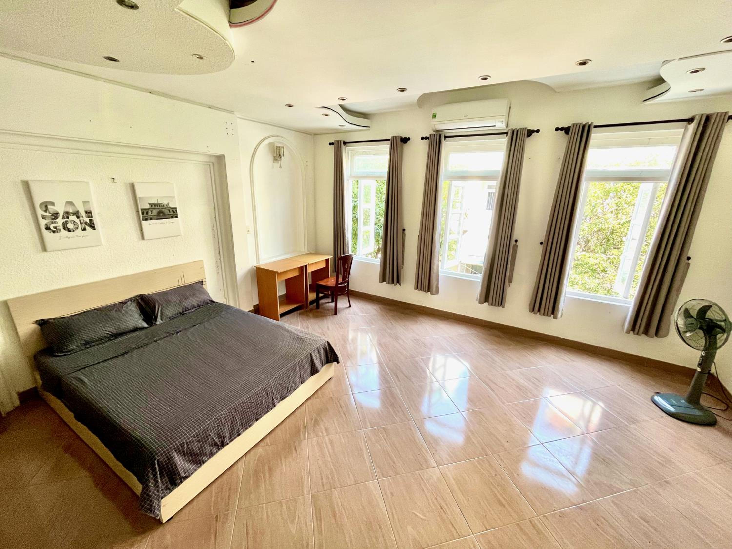 Large Double Room