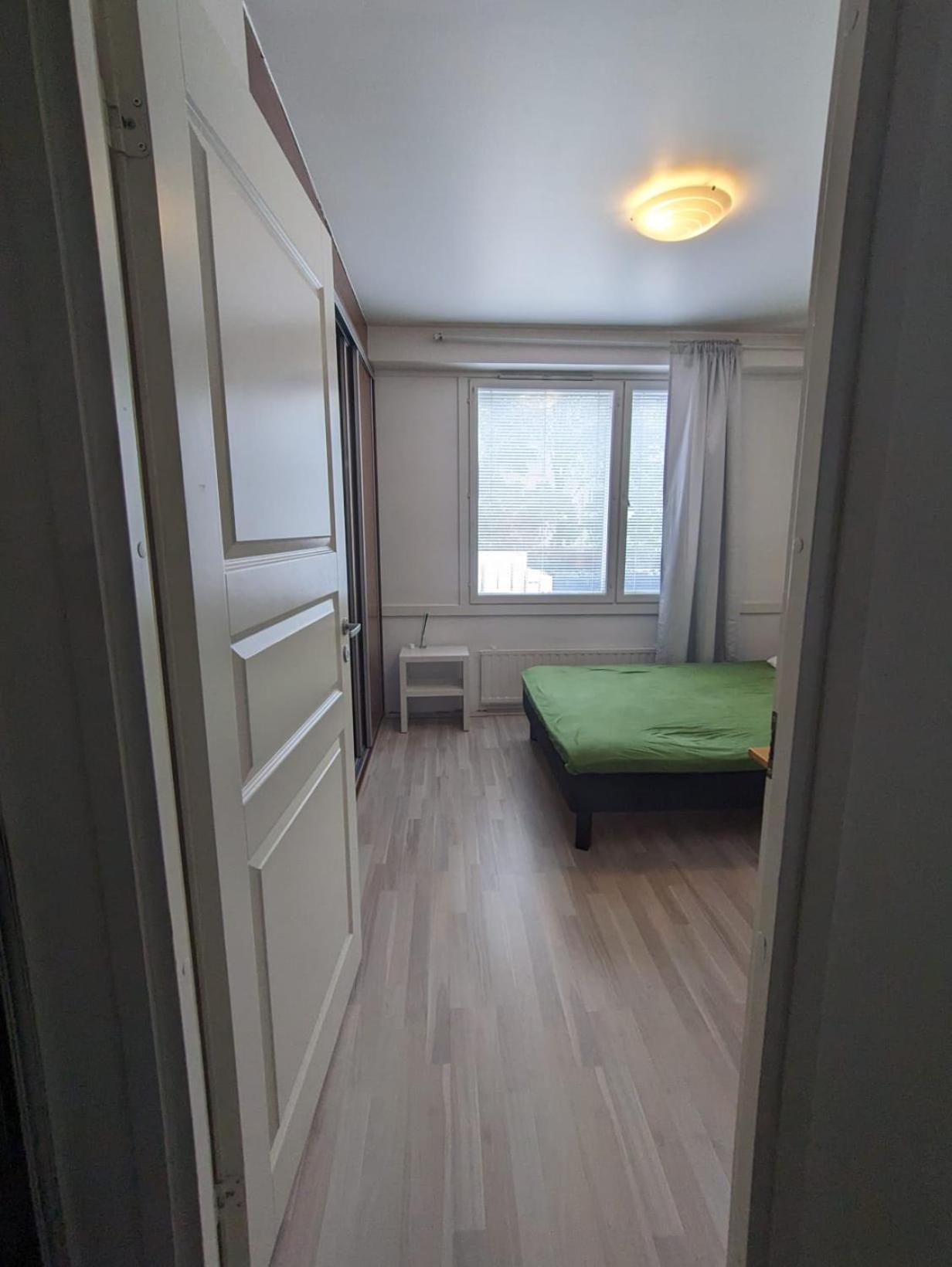 Double Room with Shared Bathroom photo 2