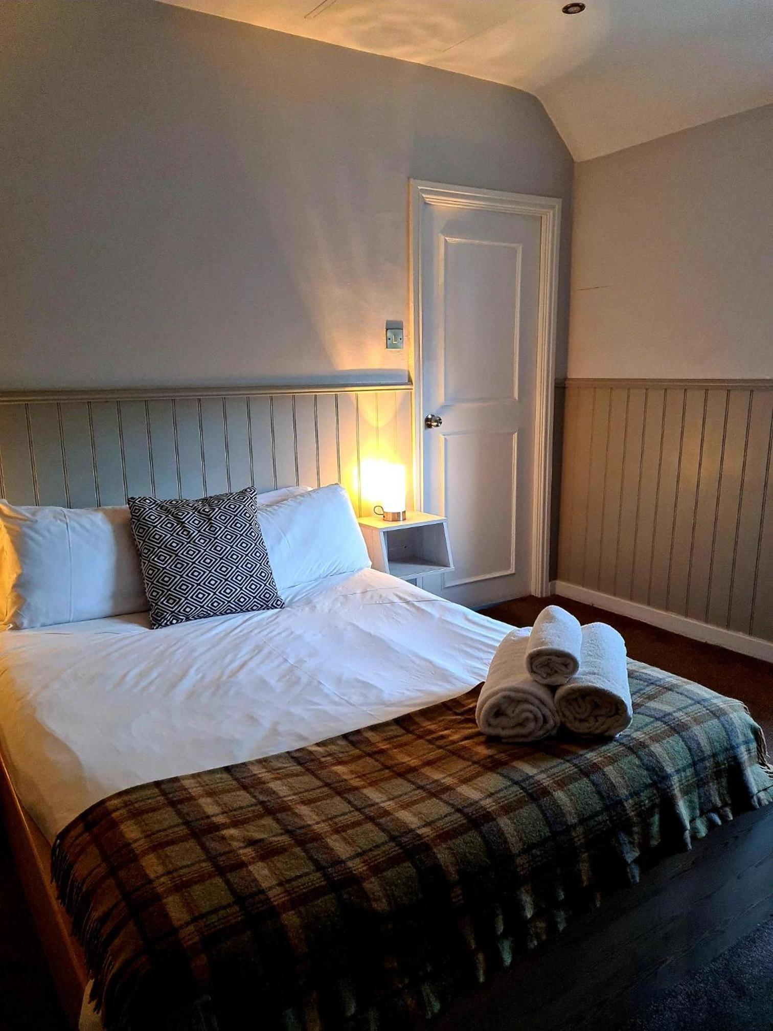 Standard Double Room - Photo 3