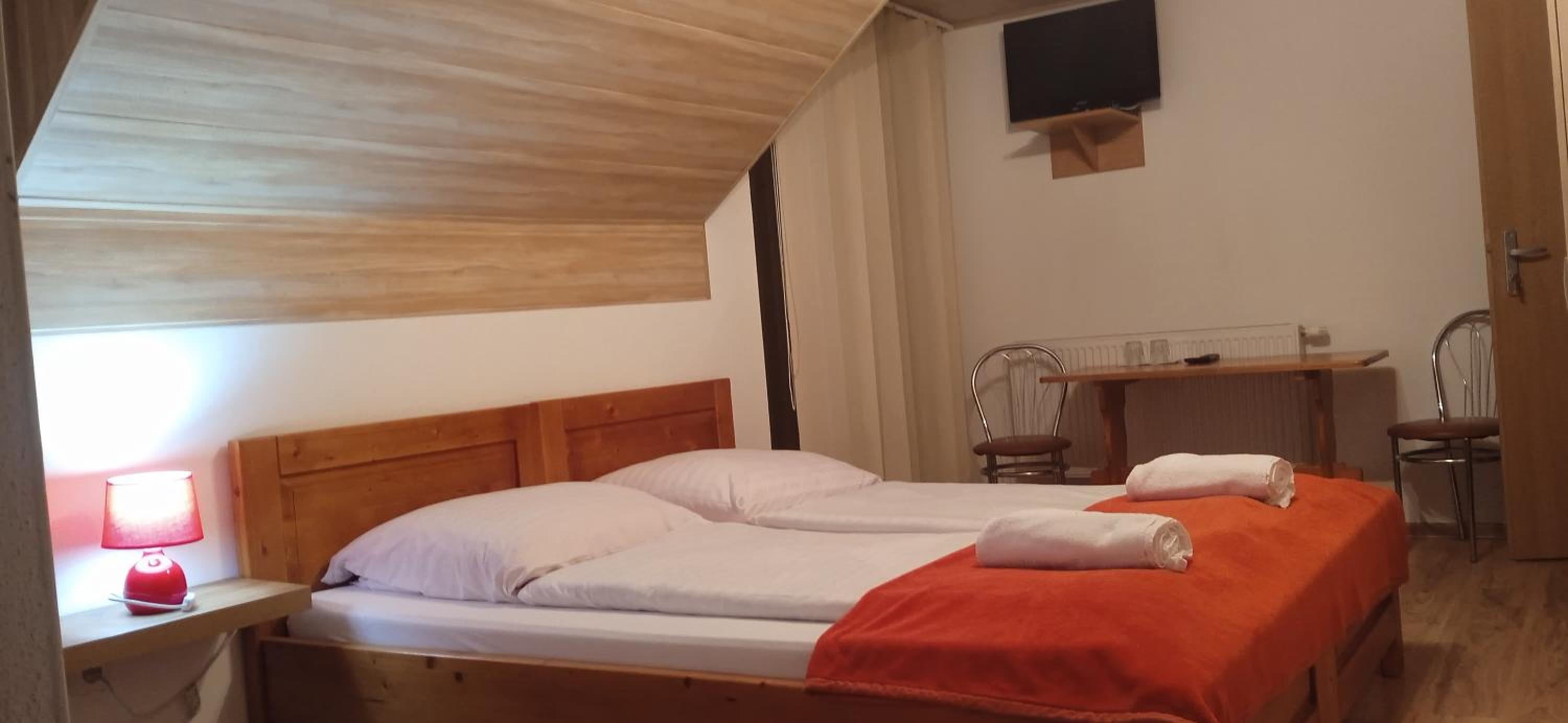 Triple Room with Balcony - Photo 5