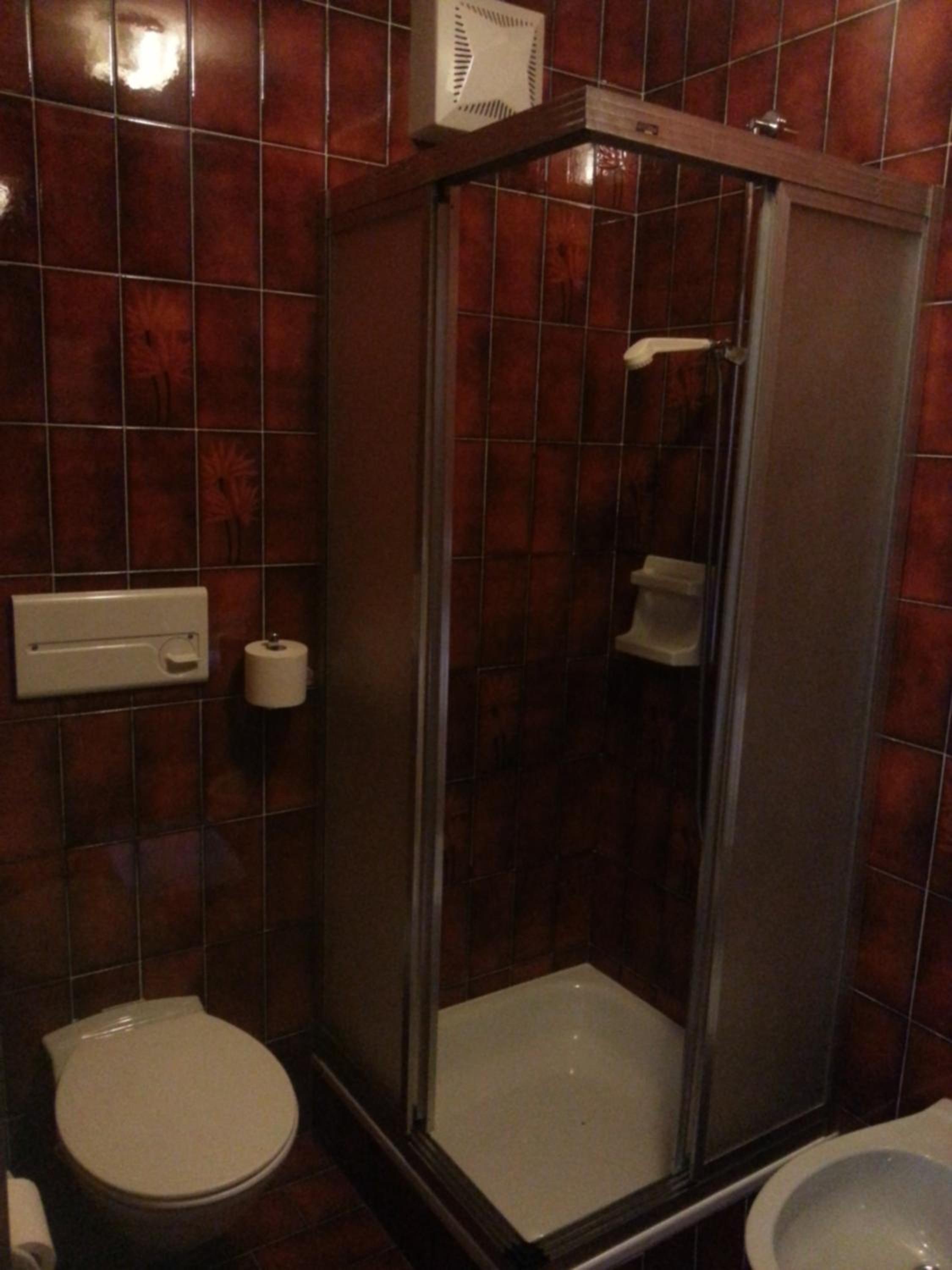 Double Room with Balcony - Photo 3