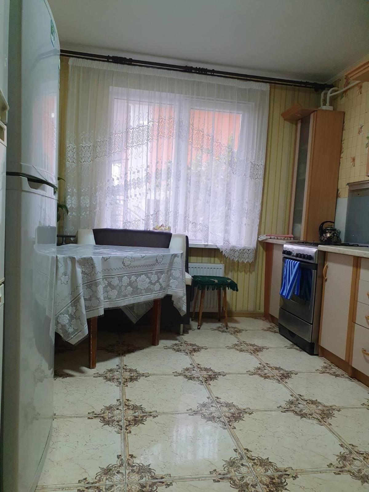 Three-Bedroom Apartment photo 2
