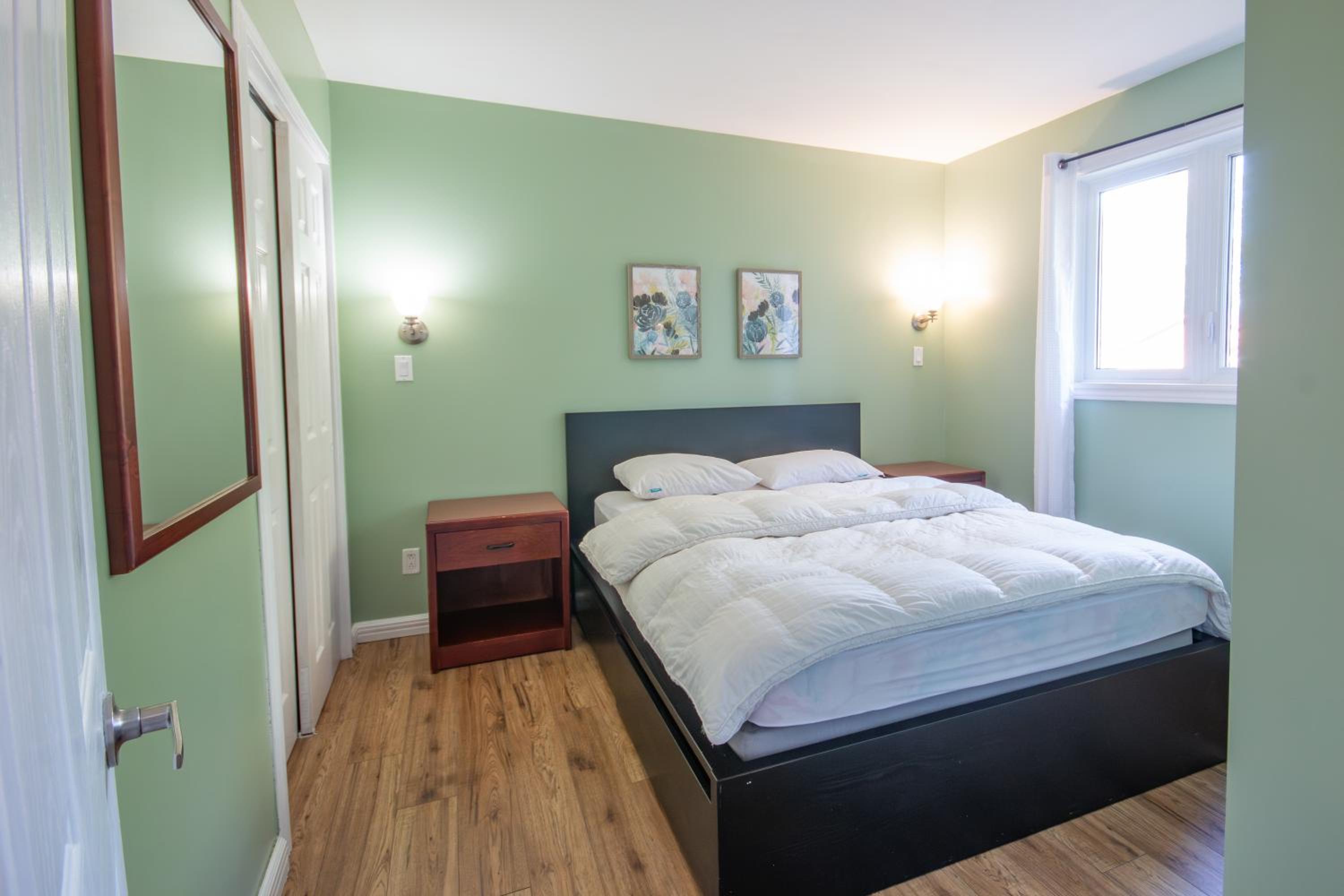 Two-Bedroom Cottage photo 3
