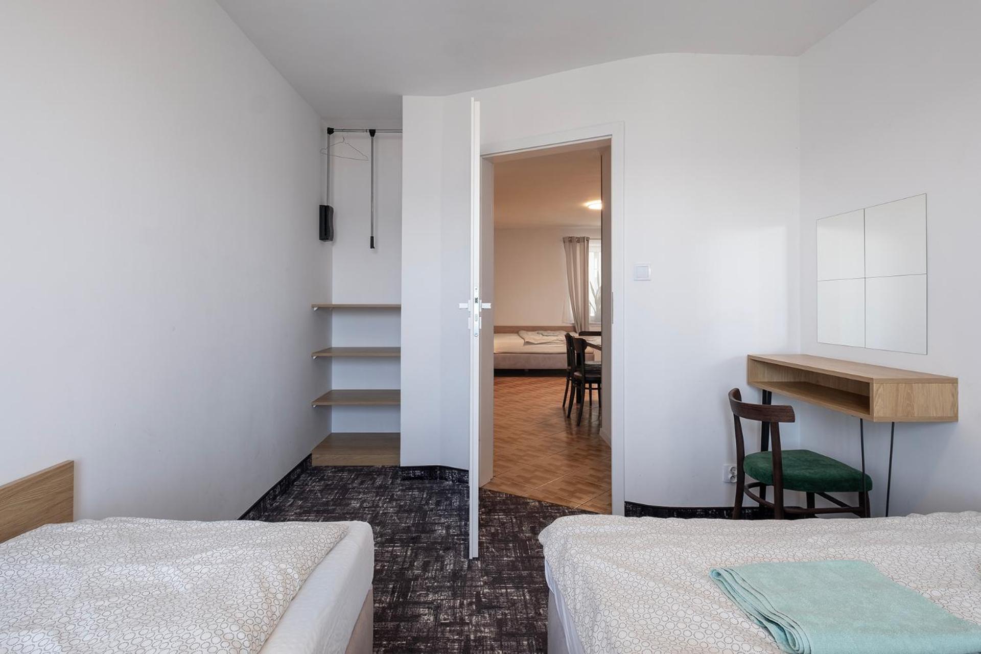 One-Bedroom Apartment photo 3