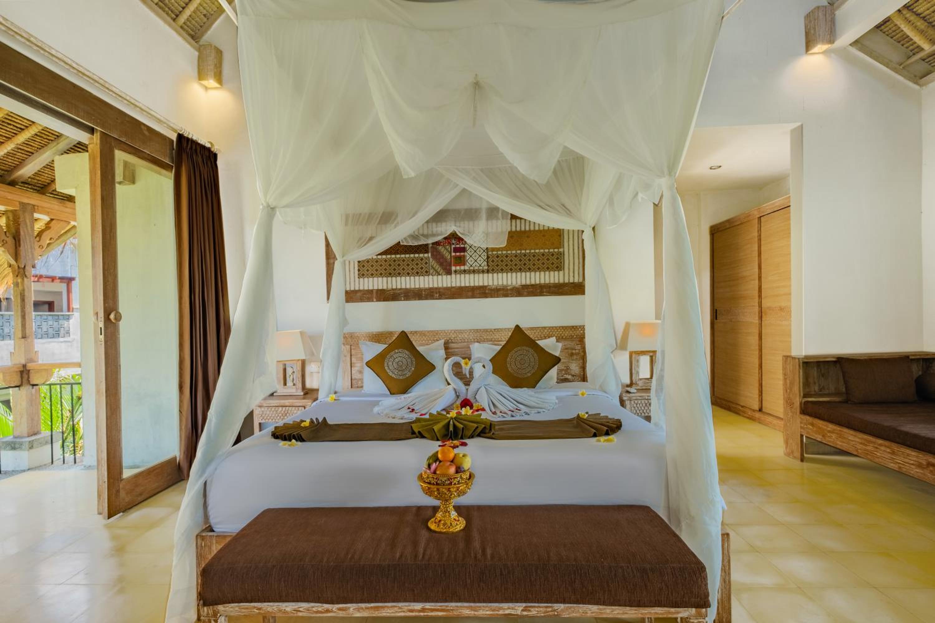 Suite with Garden View - Photo 9