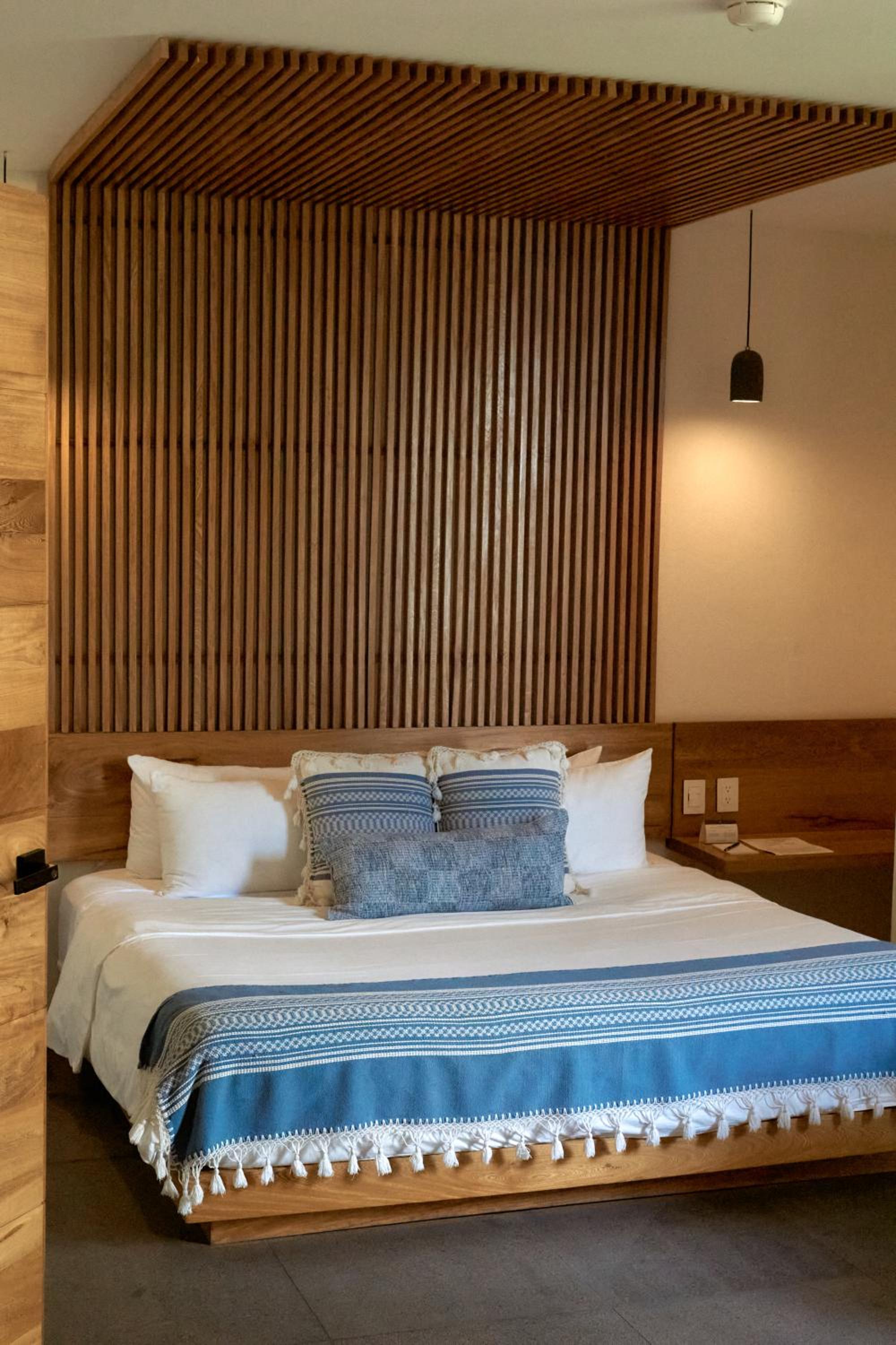 Deluxe Double Room with Garden View - Photo 1