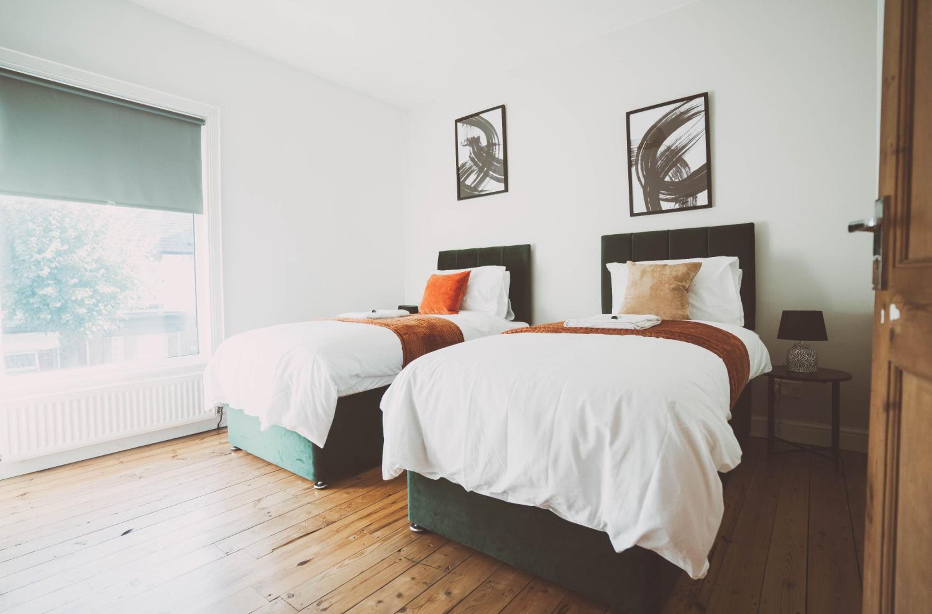 Four-Bedroom House photo 1